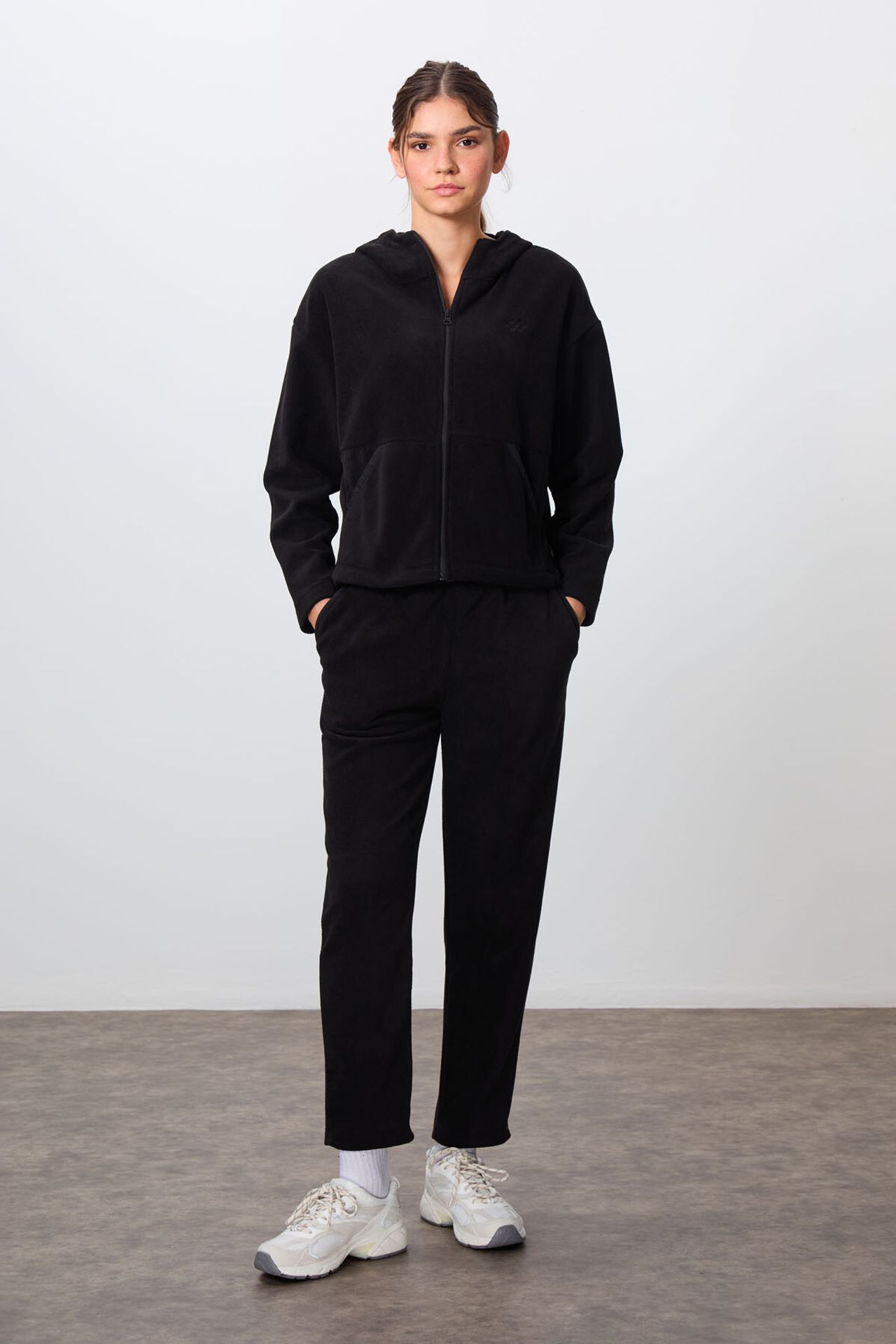 TOMMY Oversized Hooded Zipper Tracksuit Set 1