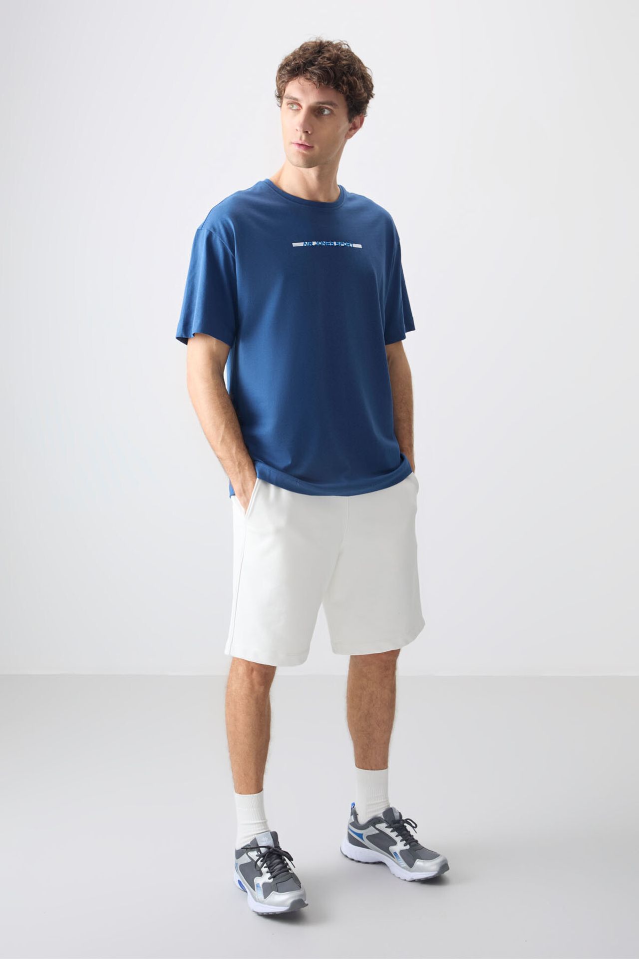 TOMMY Oversized Cotton Printed T-Shirt 3