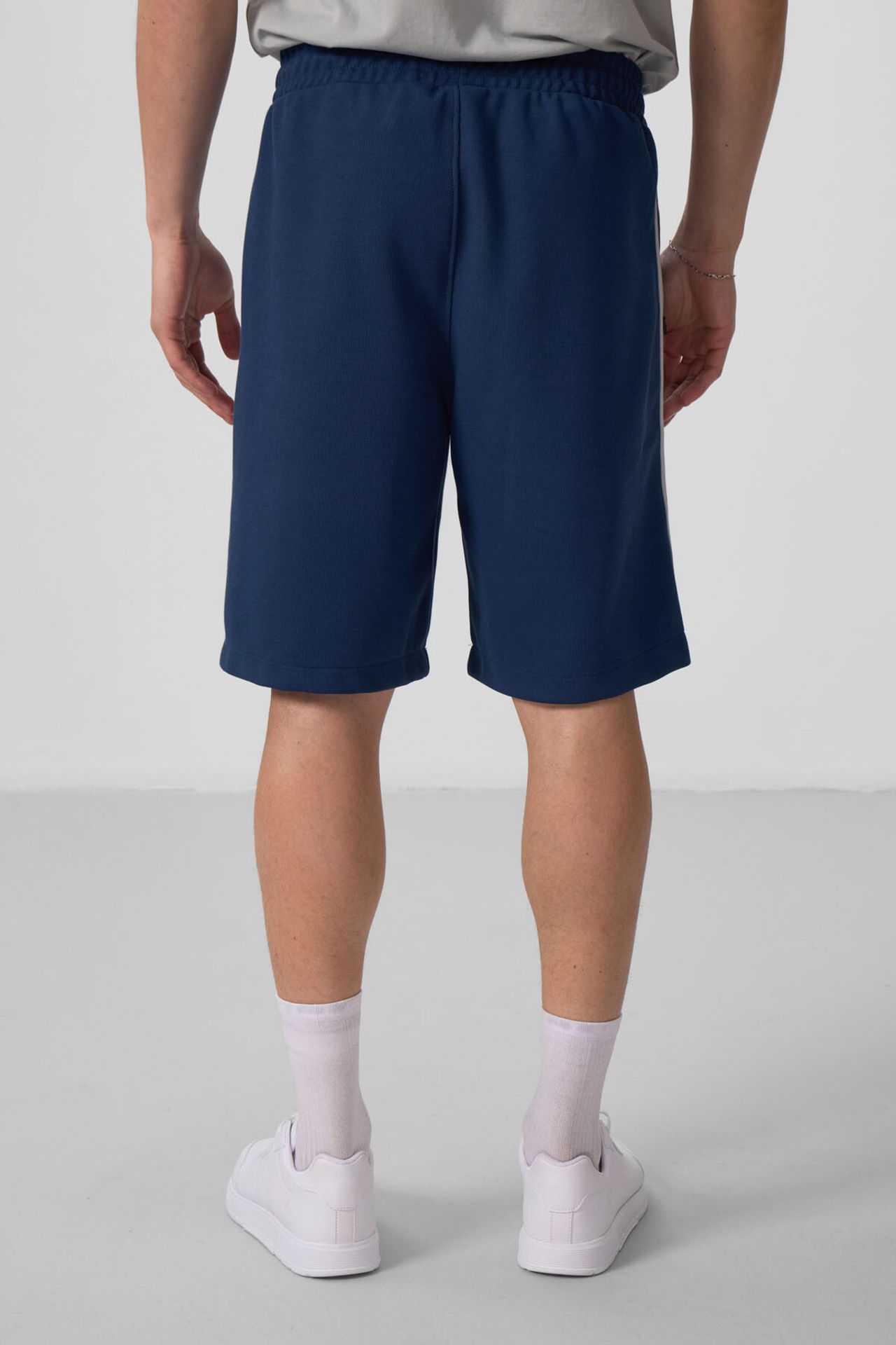TOMMY Oversized Cotton-Blend Knit Shorts 6