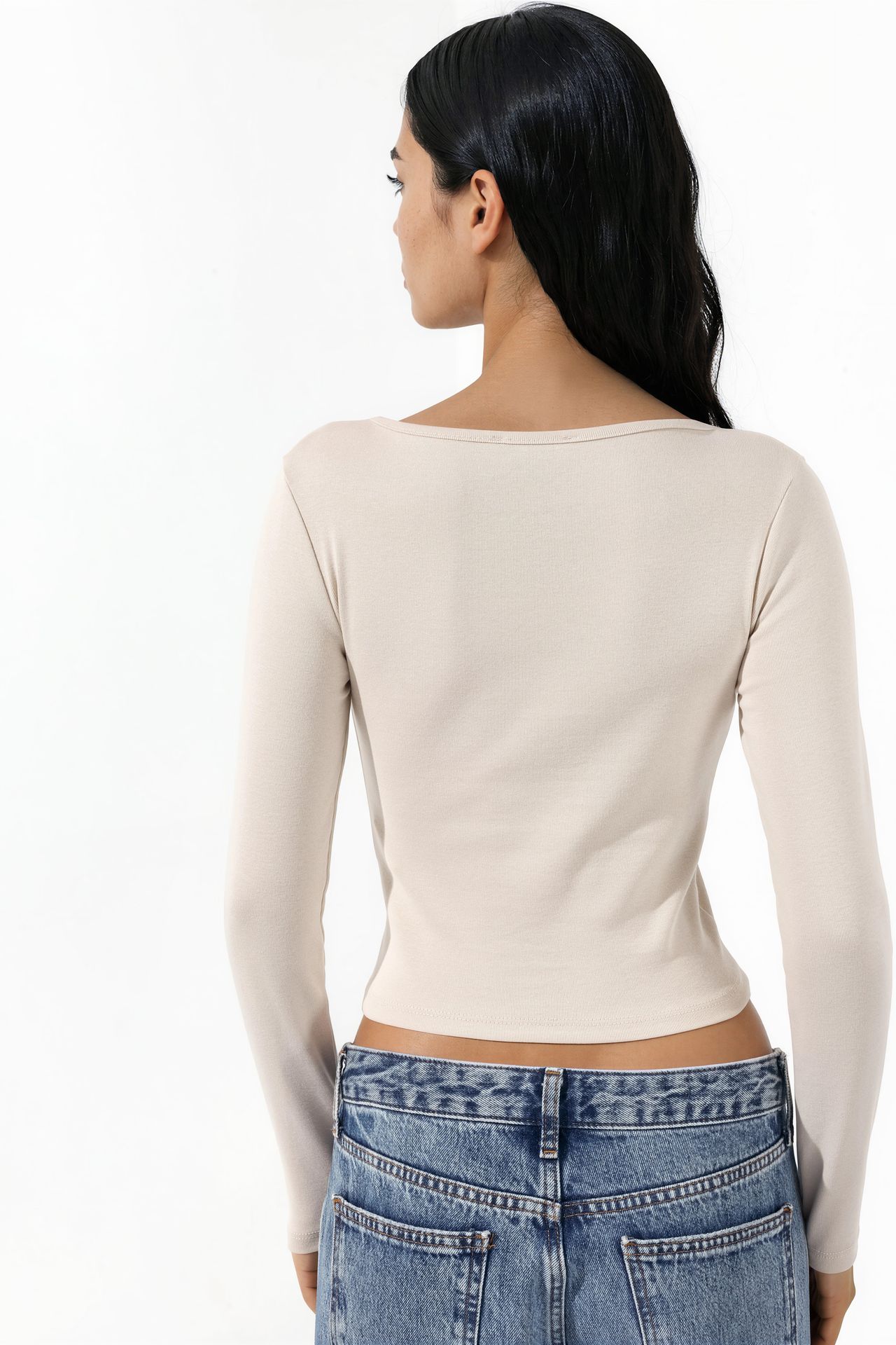 BUSEM Fitted V-Neck Long Sleeve Blouse 3
