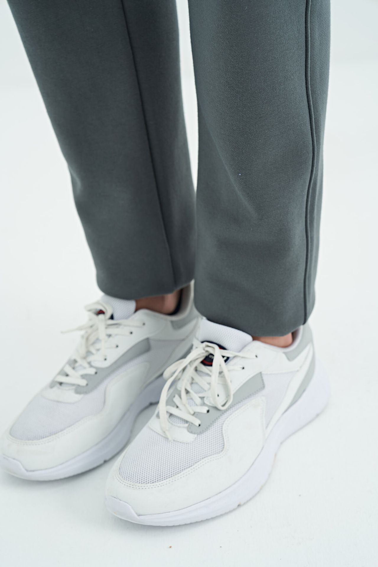 TOMMY Men's Regular Fit Fleece Sweatpants 6