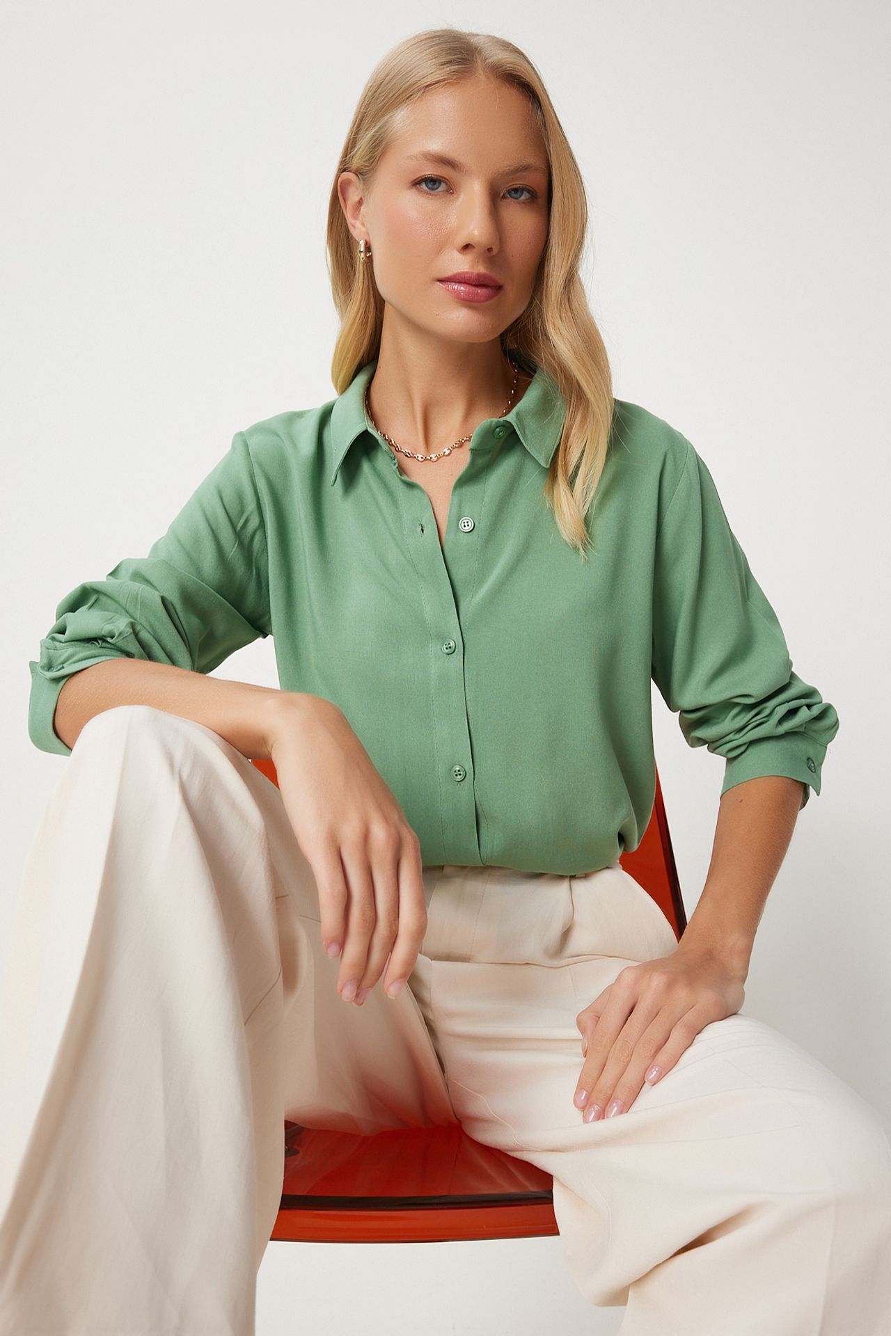 ISTANBUL Poplin Button-Up Shirt with Collar 2