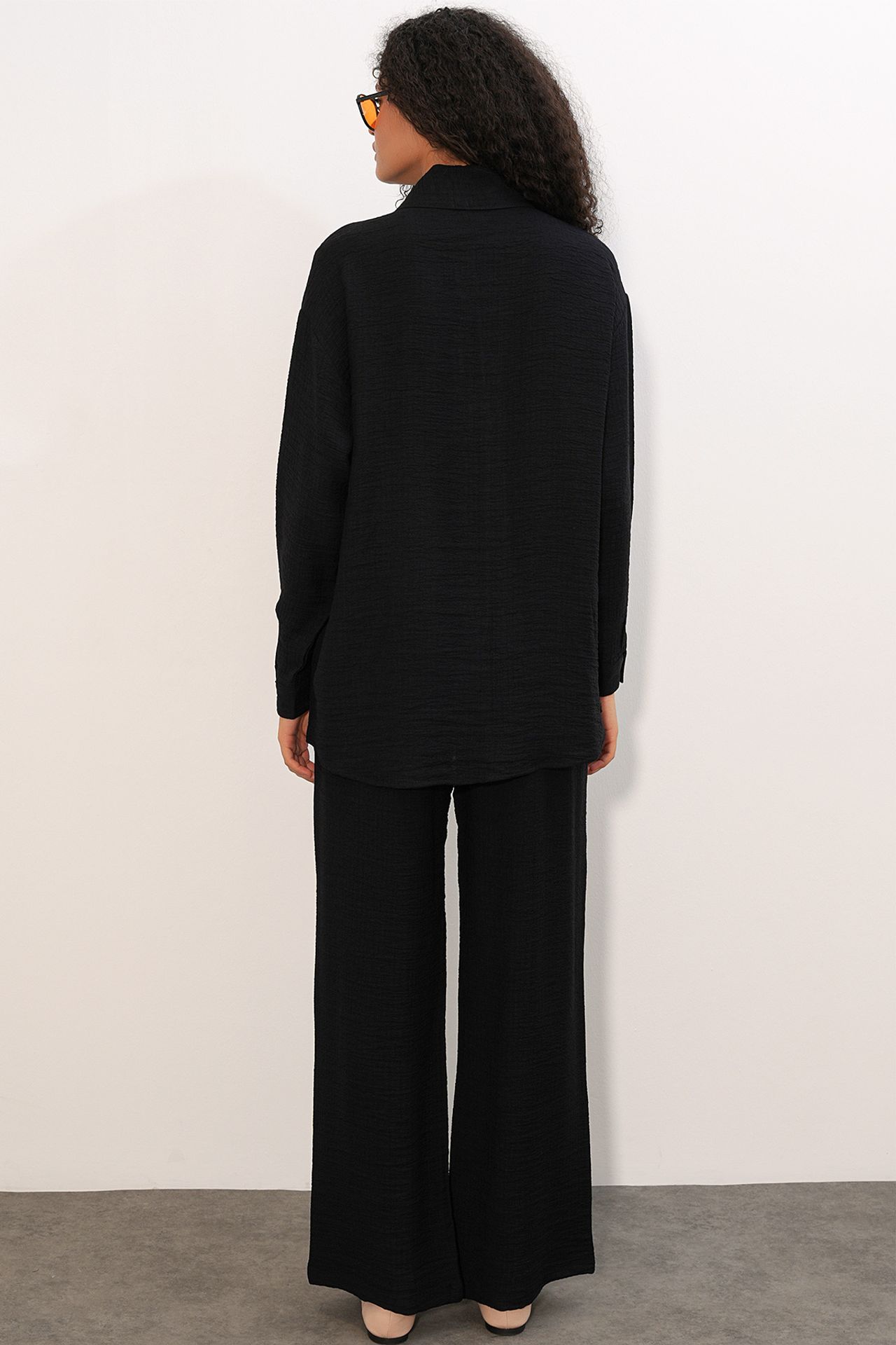 BDART Textured Shirt And Wide-Leg Trouser Set 6