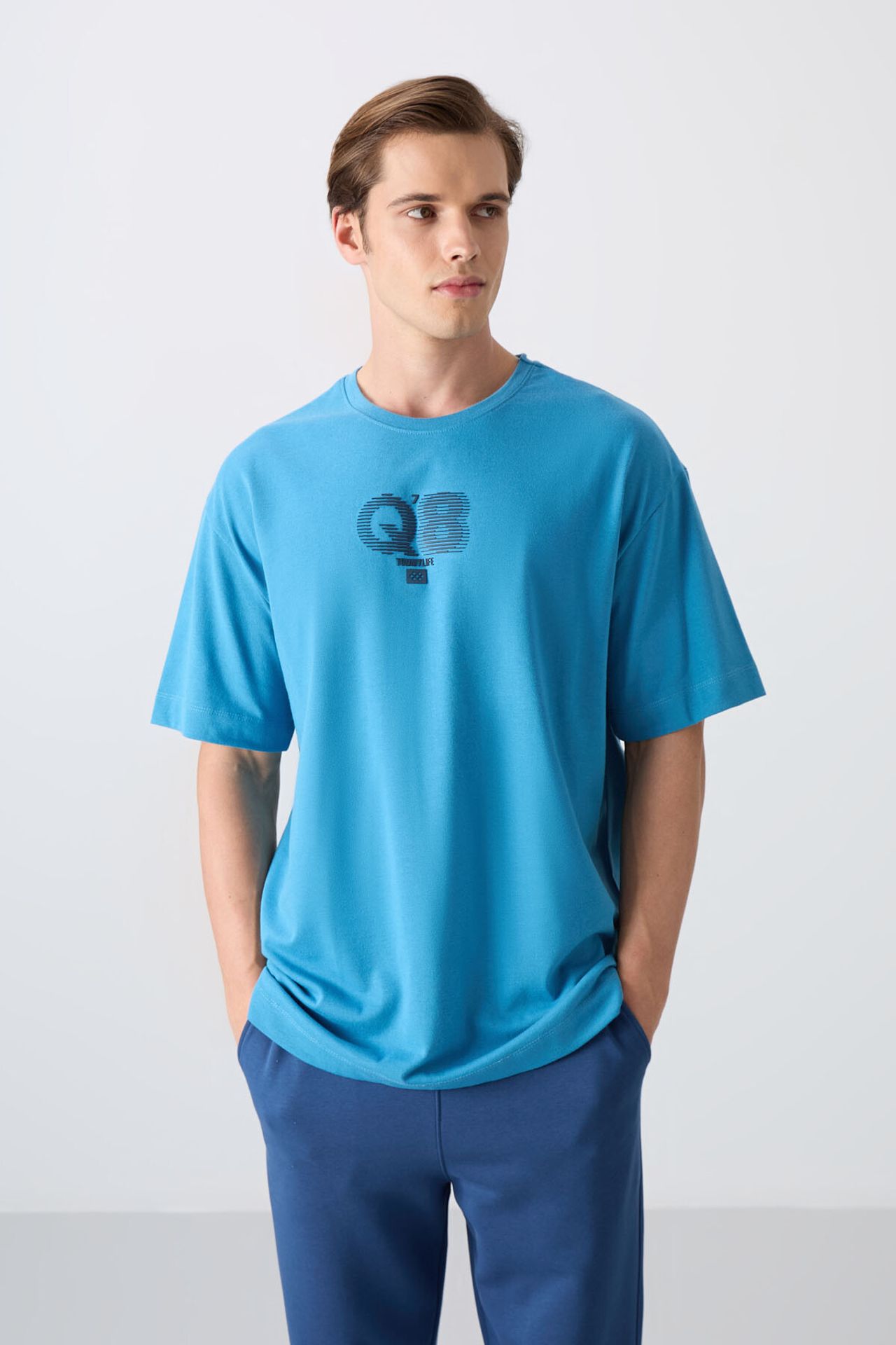 TOMMY Oversized Printed Logo Crew Neck T-Shirt 4