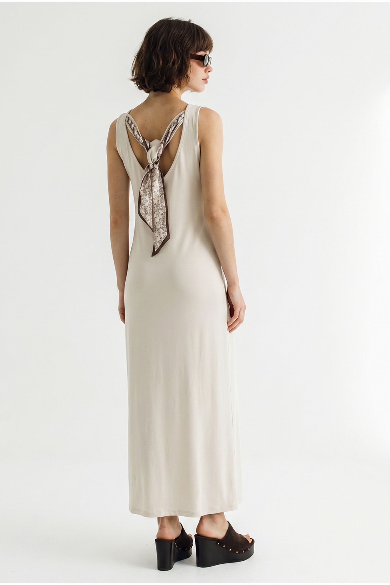 LUCCI Sleeveless Straight Maxi Dress With Slit 6