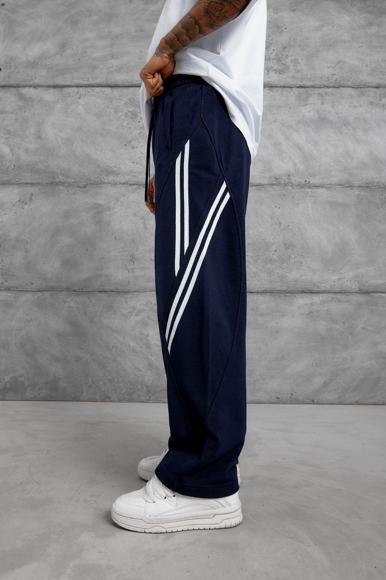 NOMARC Çizgili Bol Geniş Paça Jogger Pantolon 1