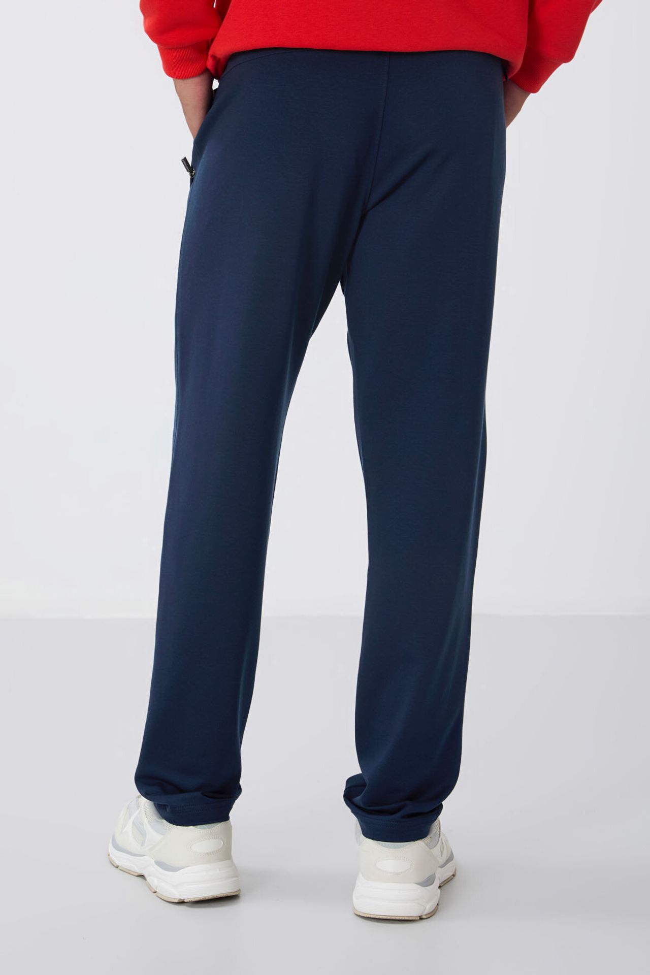 TOMMY Men's Slim-fit Straight-leg Sweatpants 6