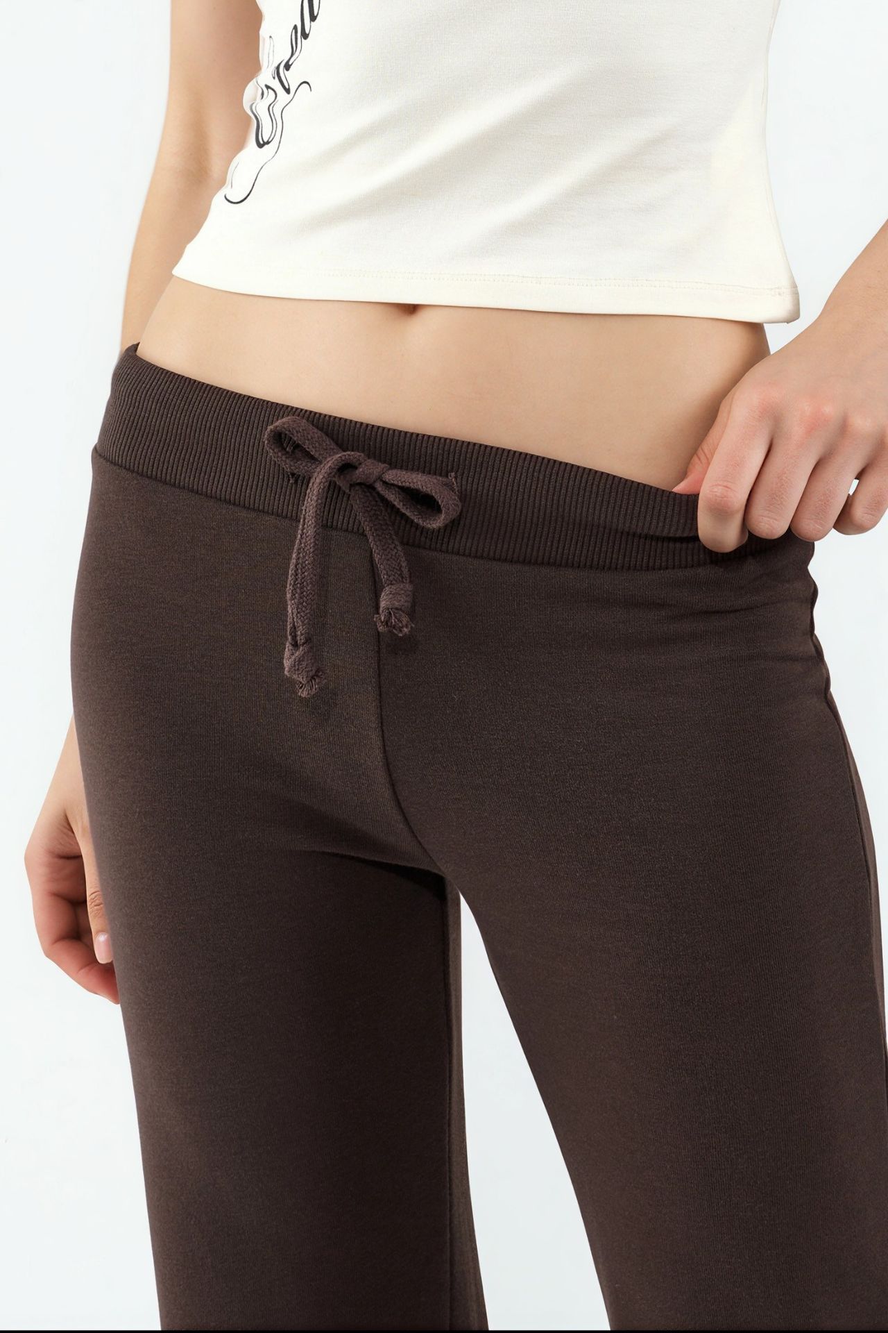 BUSEM Women's Straight-leg Sweatpants 4