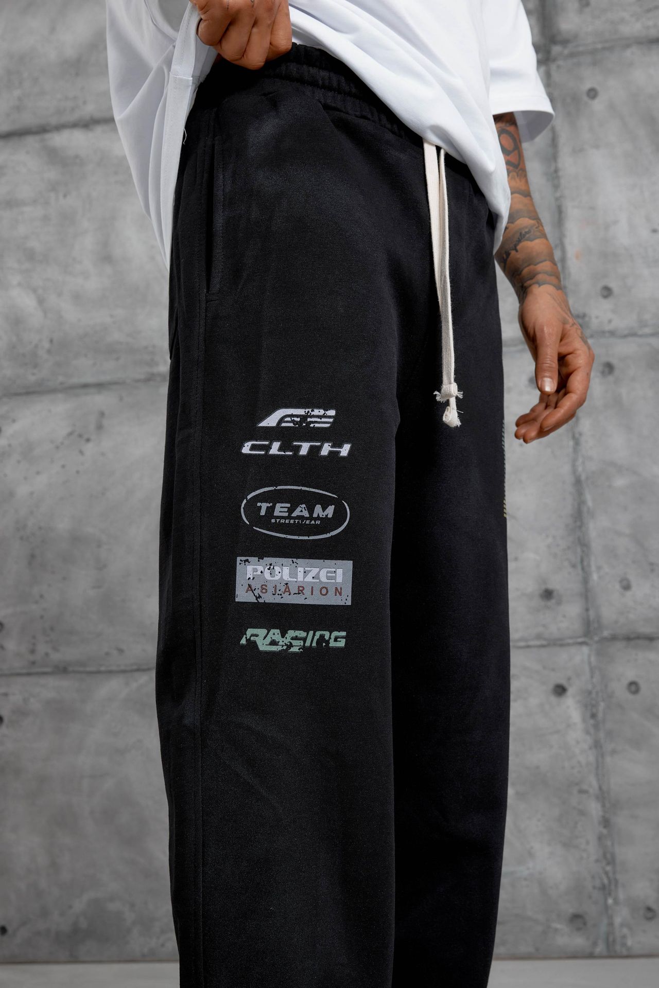 NOMARC Geniş Paça Yazı Baskılı Jogger 3