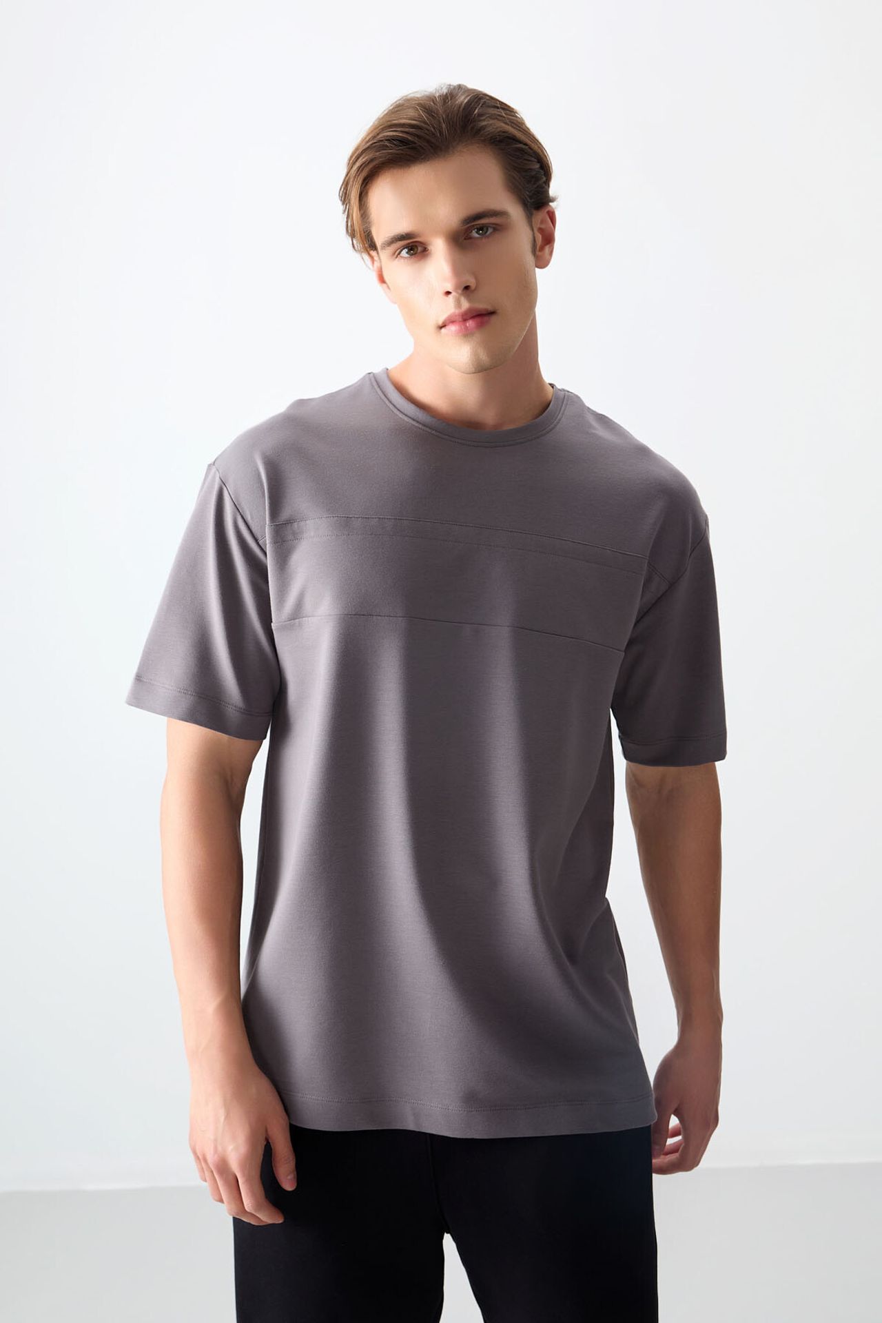 TOMMY Oversized Crew Neck T-Shirt 1