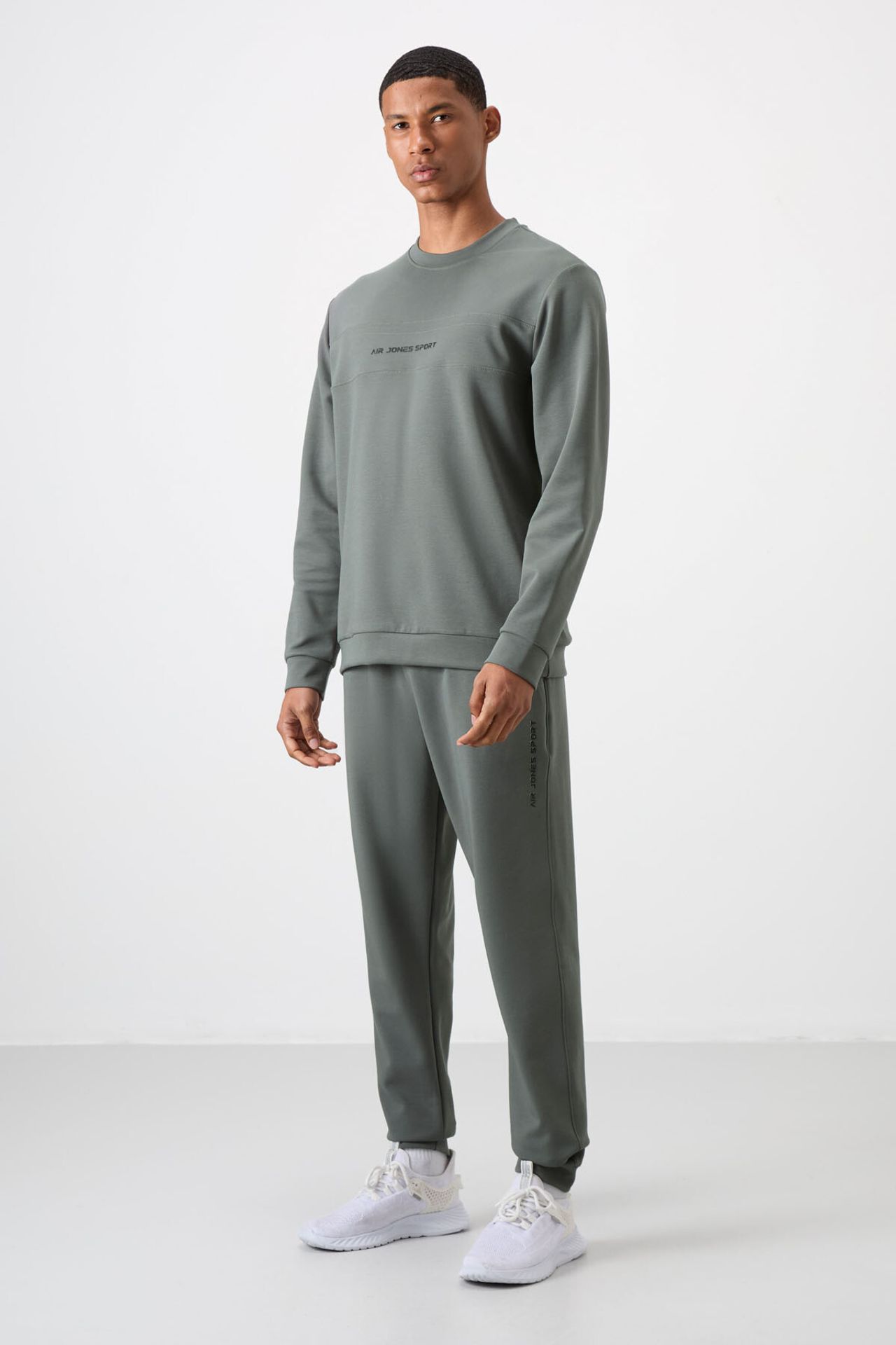 TOMMY Printed Fleece Sweatshirt And Pants Set 6