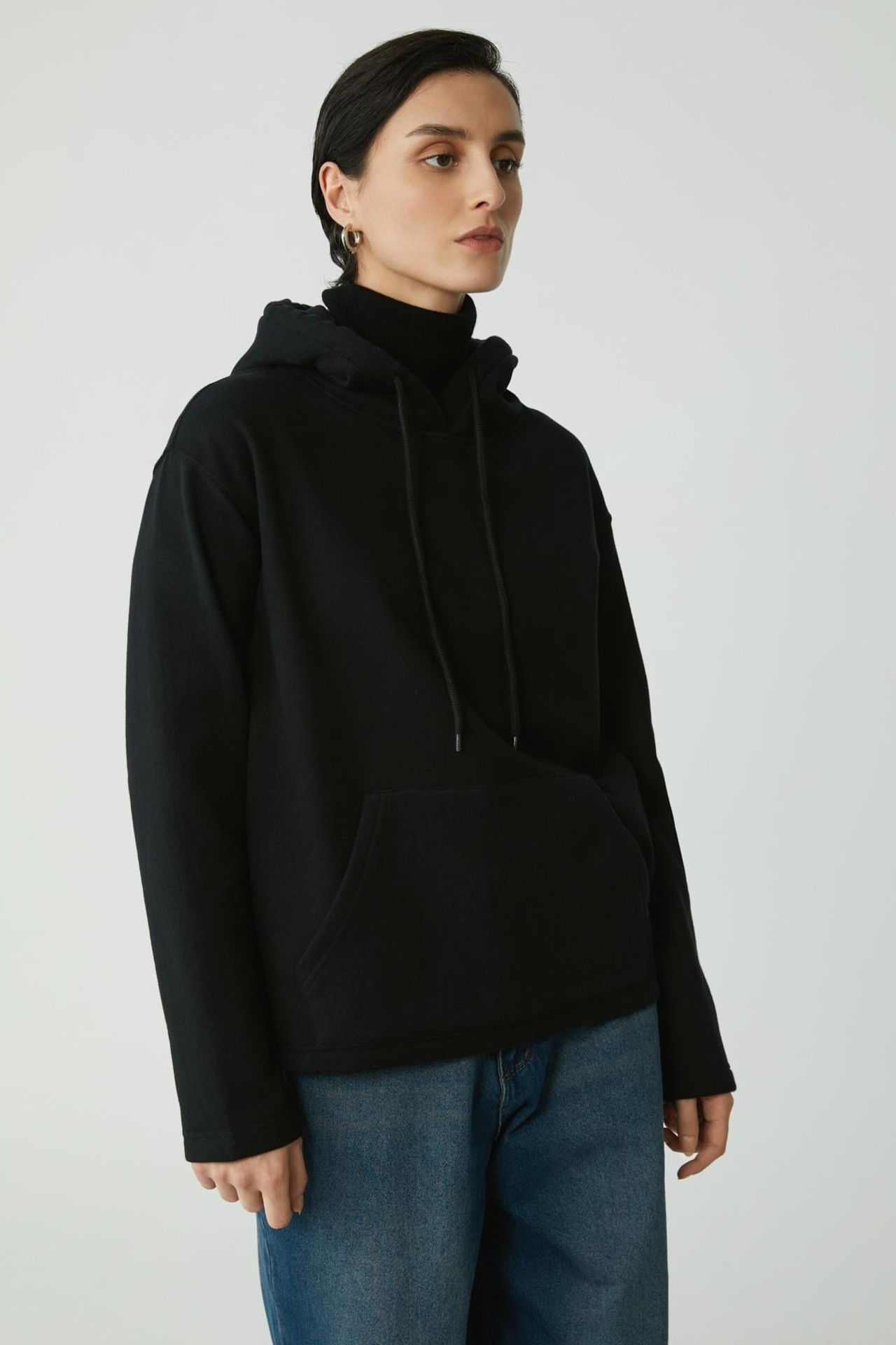 ETHIQUET Plain Hooded Pocket Hoodie 3
