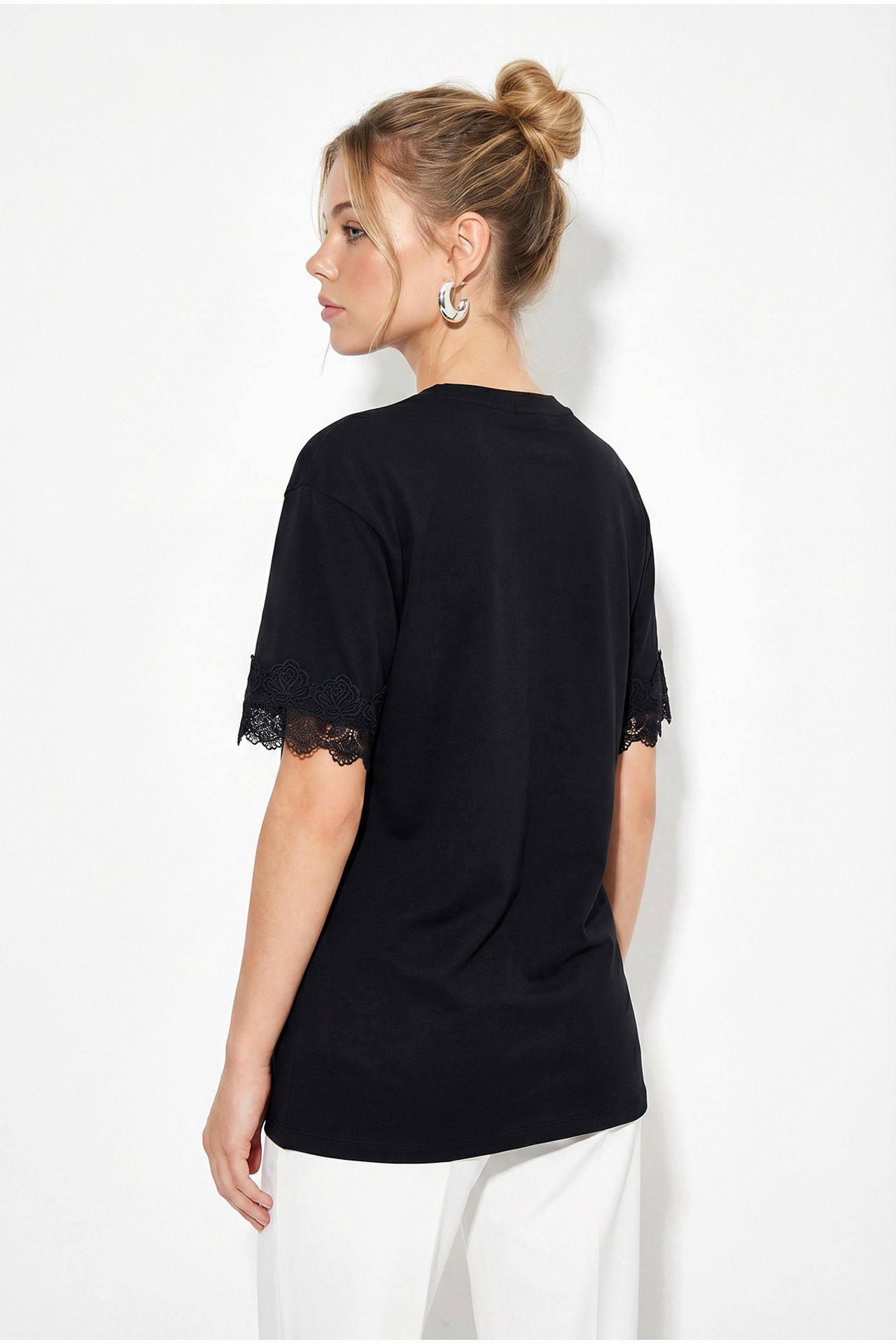 LUCCI Oversized Crew Neck Cotton T-Shirt 4