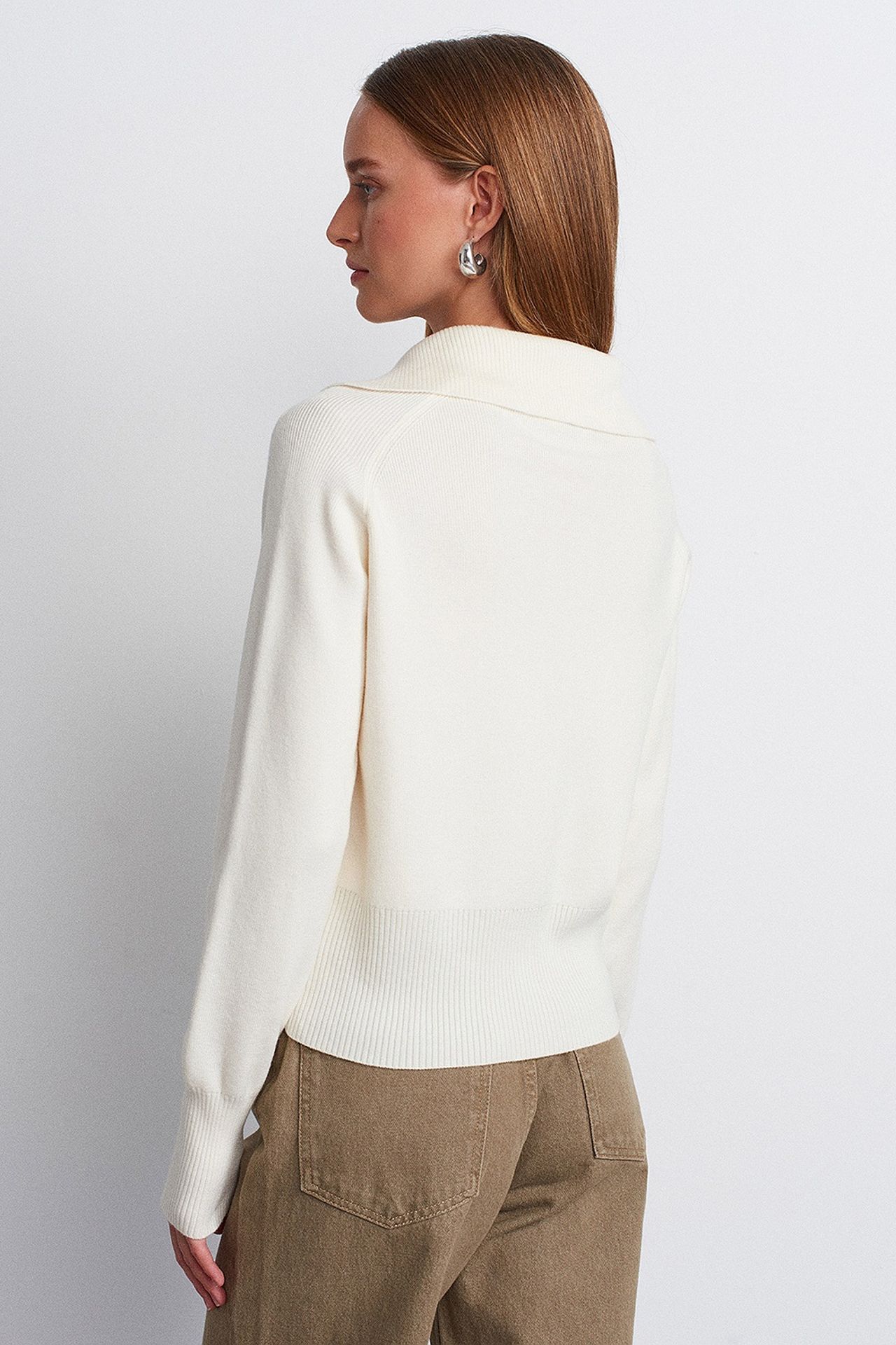 DILVIN Women's Acrylic Wool Blend Sweater 2