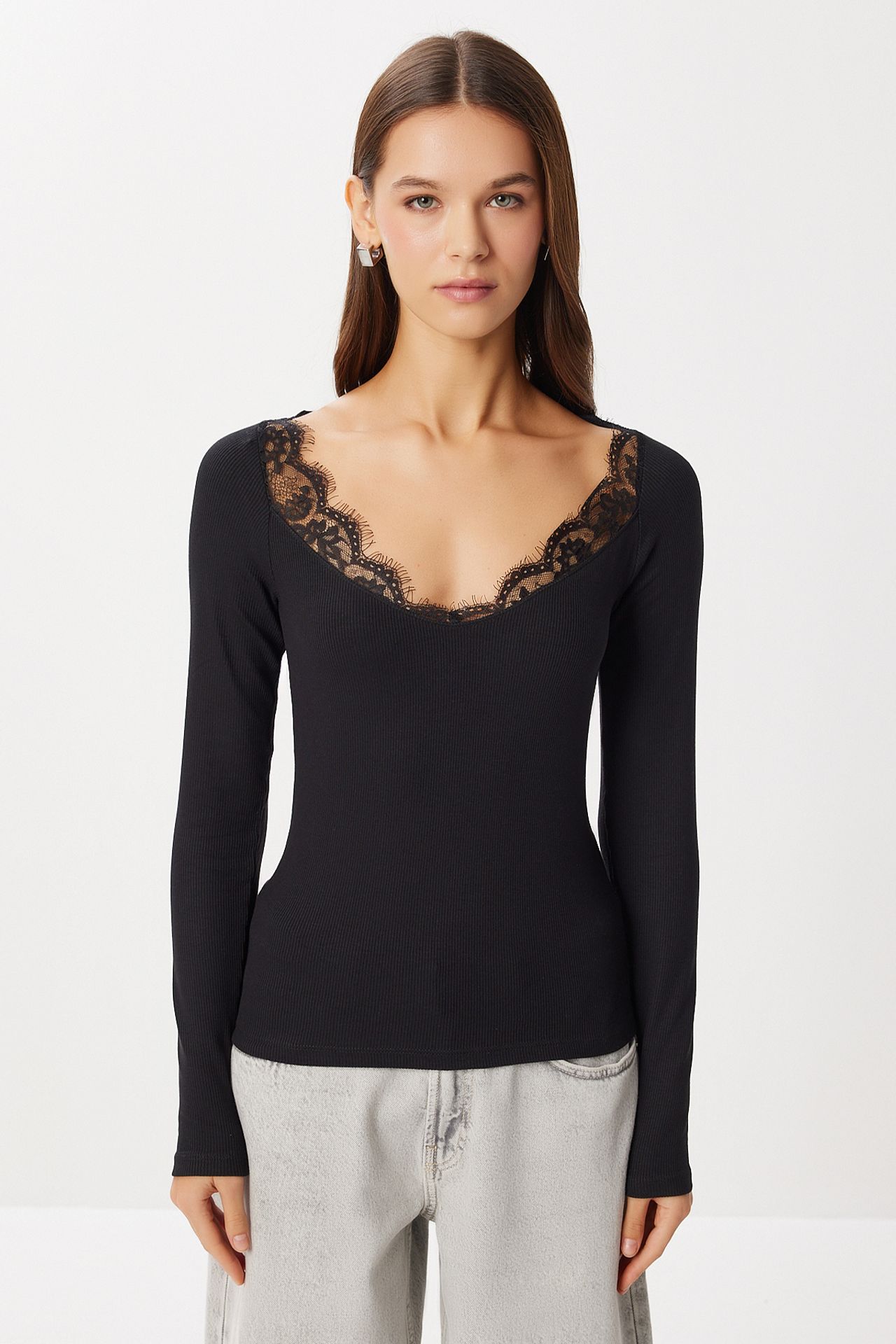 ISTANBUL Lace U Collar Long Sleeve Fitted Blouse 4