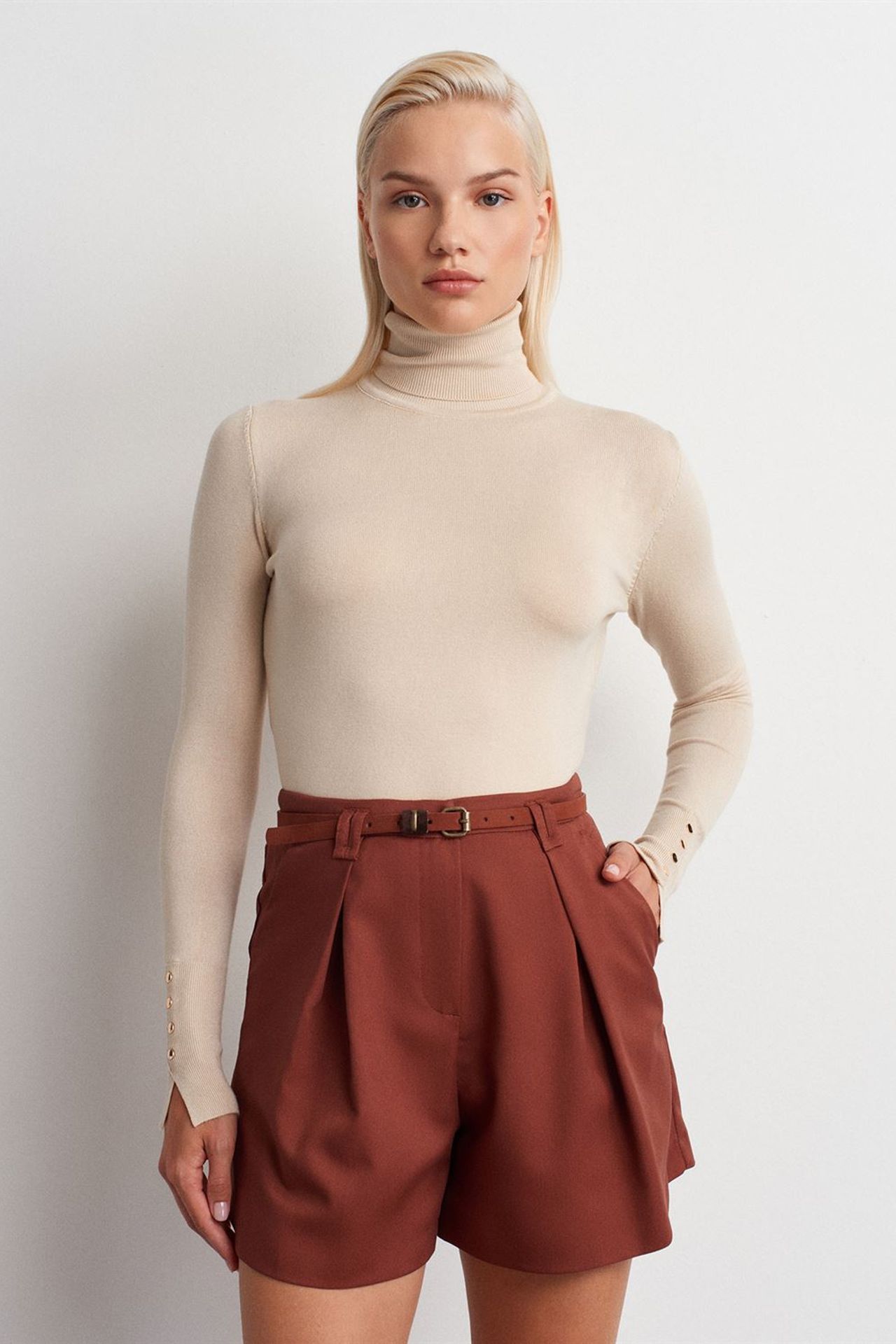 DILVIN High-Waist Belted Tailored Shorts 5