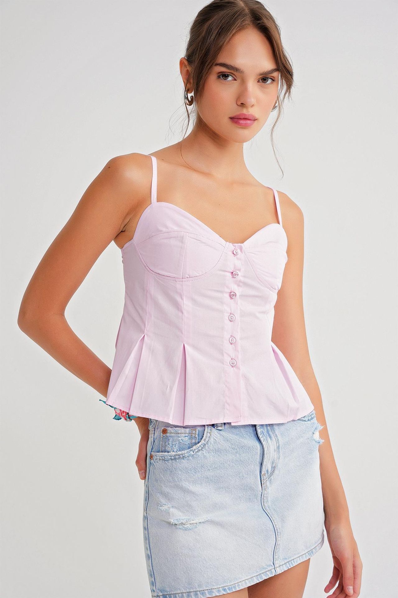 Sweetheart Neck Button-Front Peplum Cami Top 4