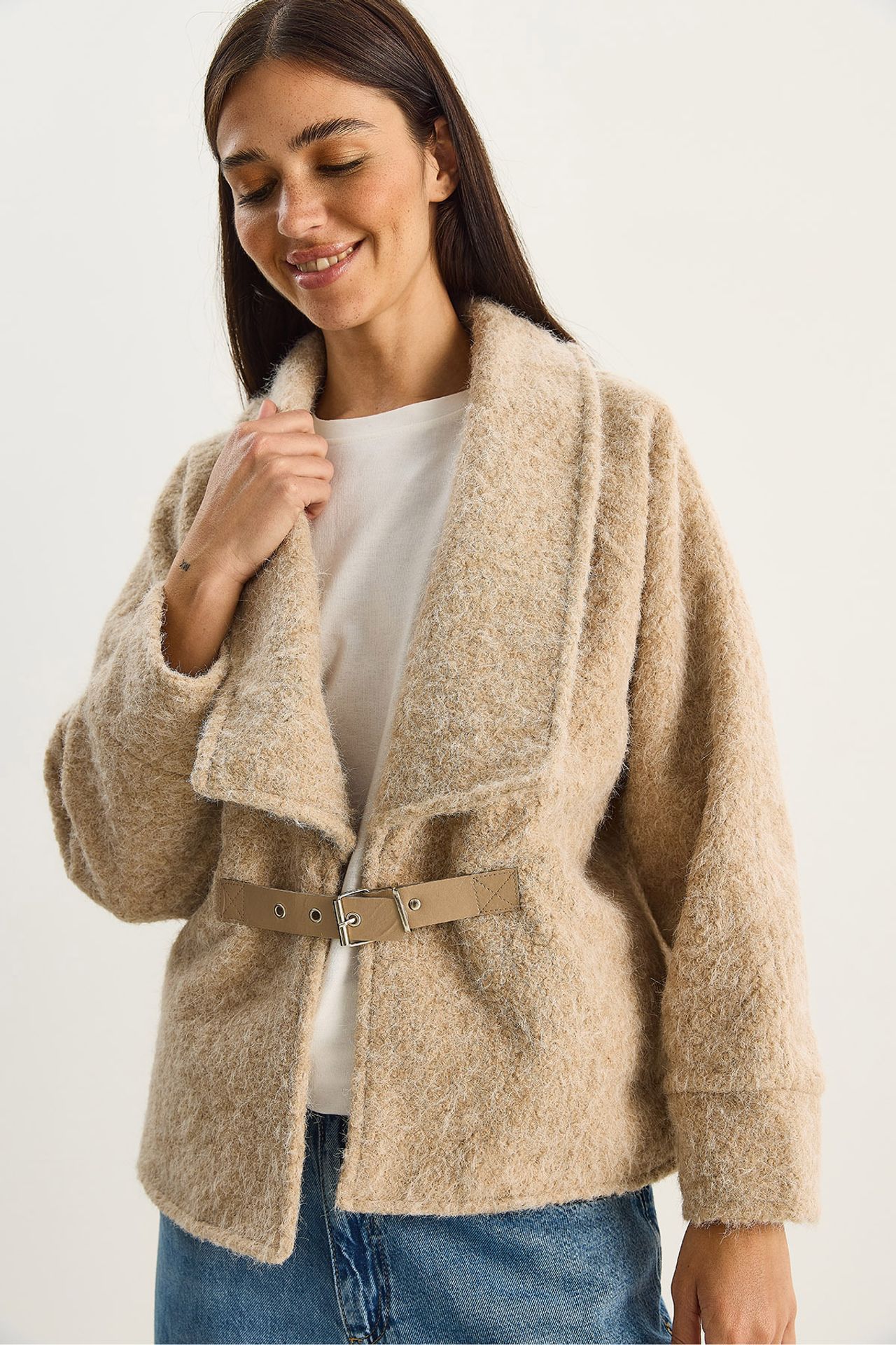 LUCCI Coat with Belt Detail