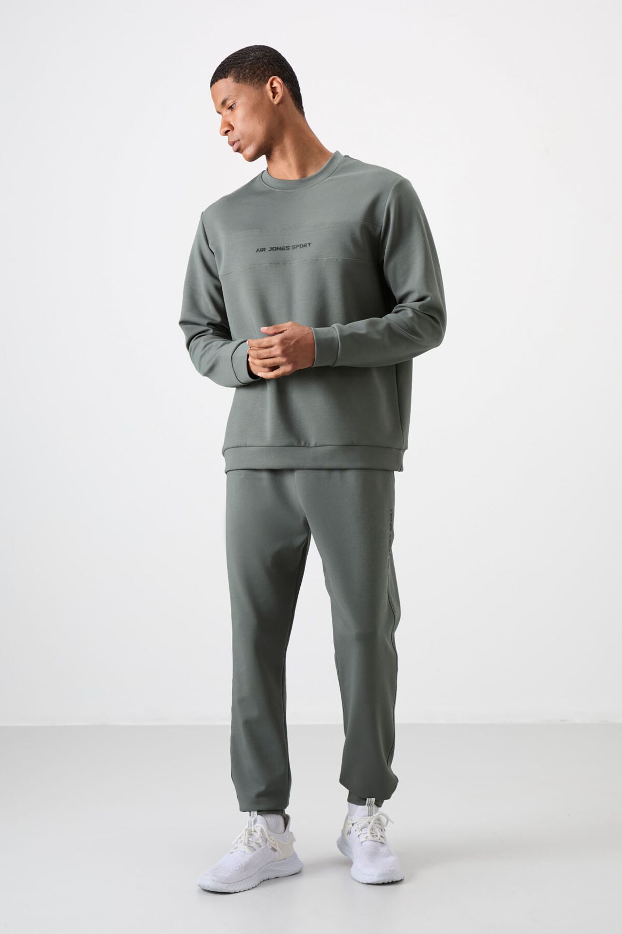TOMMY Printed Fleece Sweatshirt And Pants Set 1