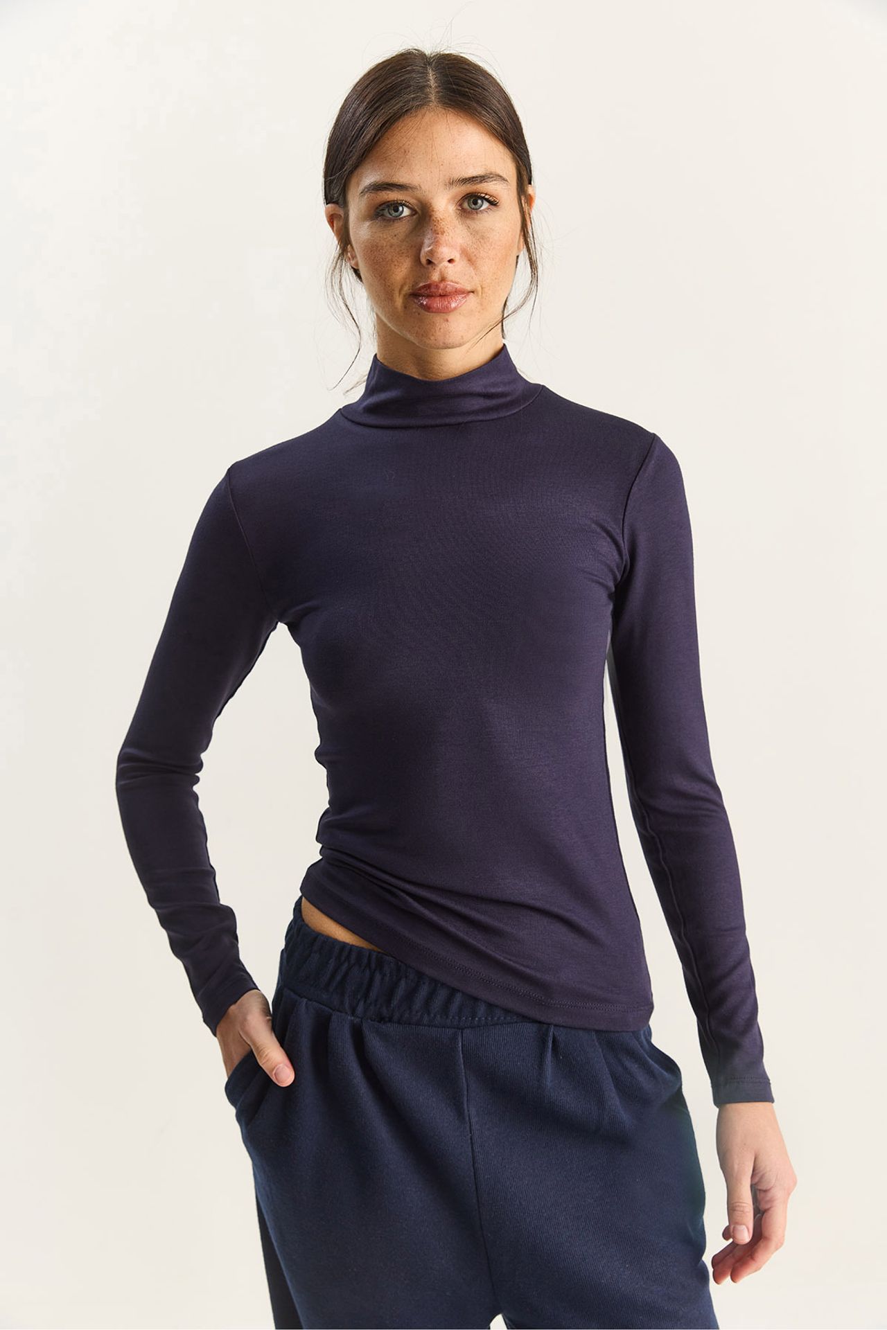 LUCCI Slim Fit Long Sleeve Half Turtleneck Top 2