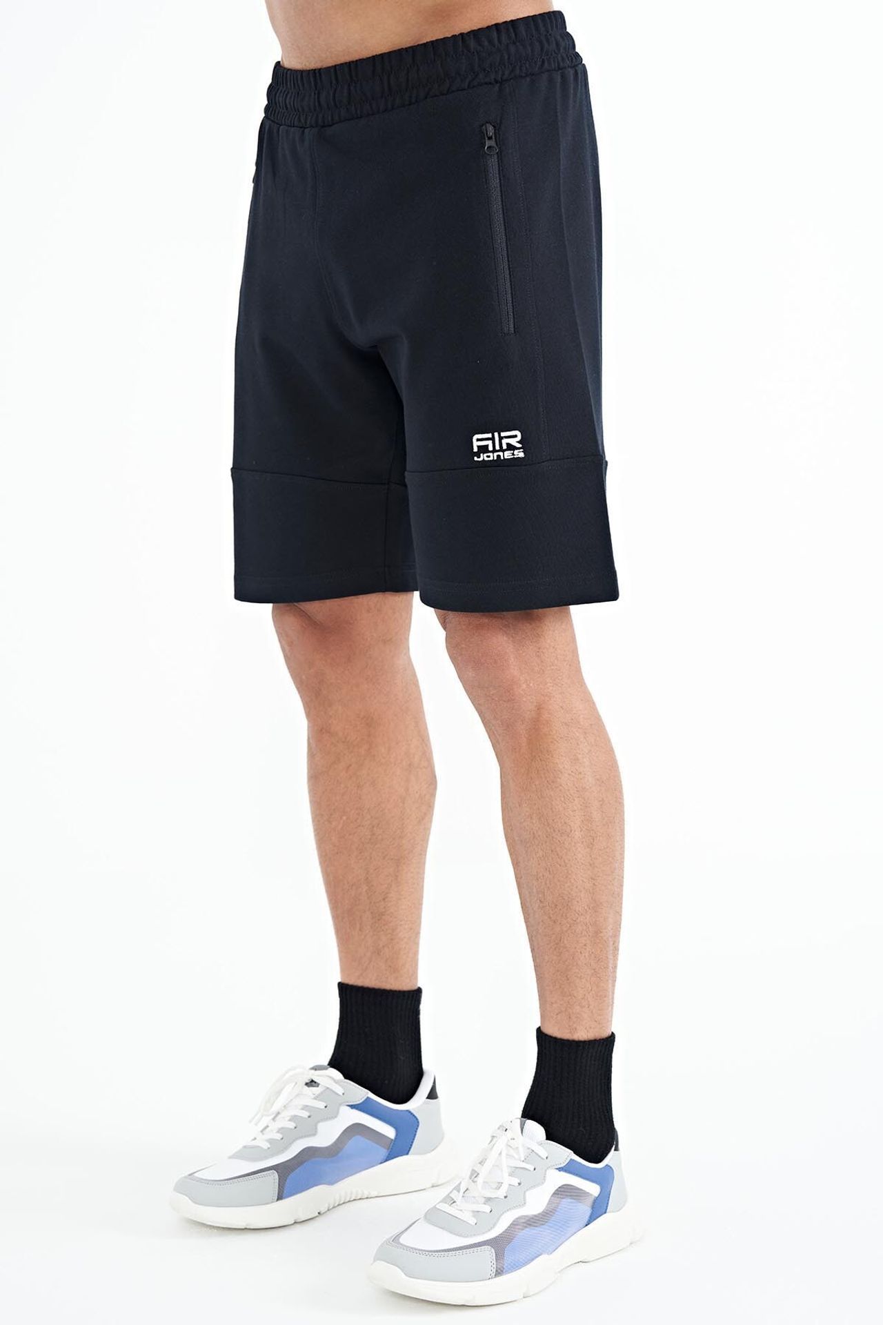 TOMMY Men's Solid Knit Sweat Shorts 3