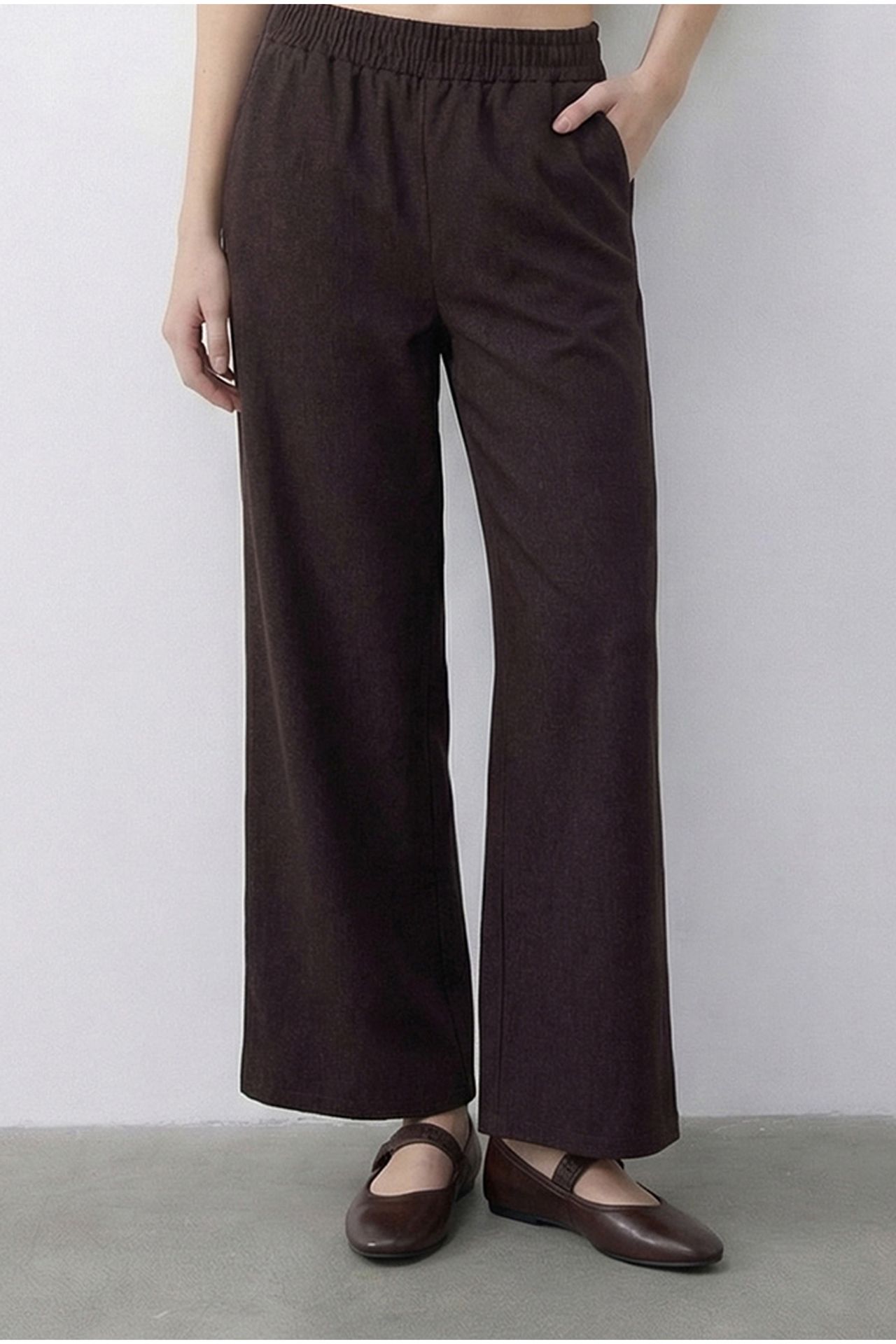 LUCCI Belted V-Neck Vest and Wide-Leg Trousers Set 4
