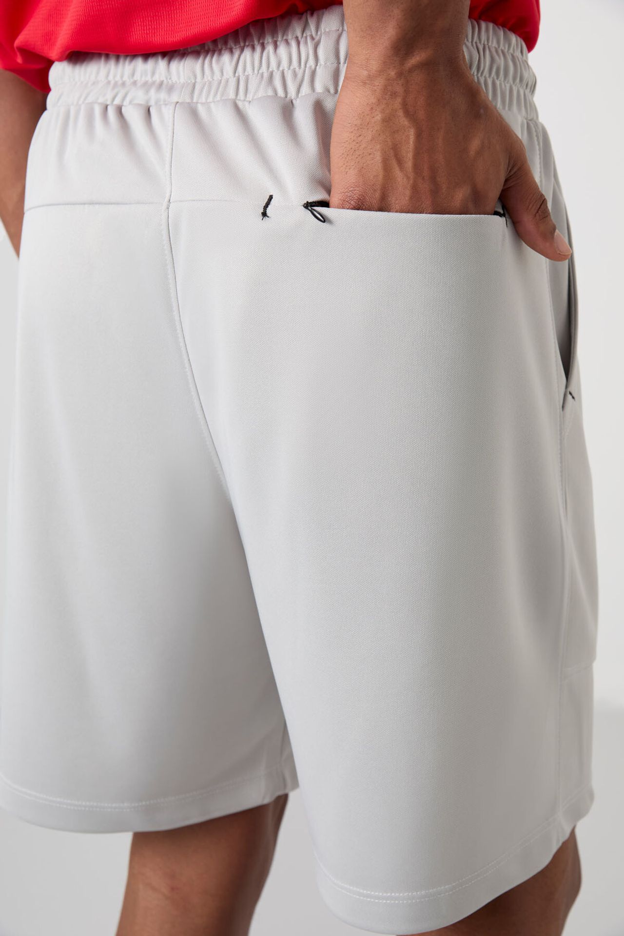 TOMMY Men's Solid Sweat Shorts 5
