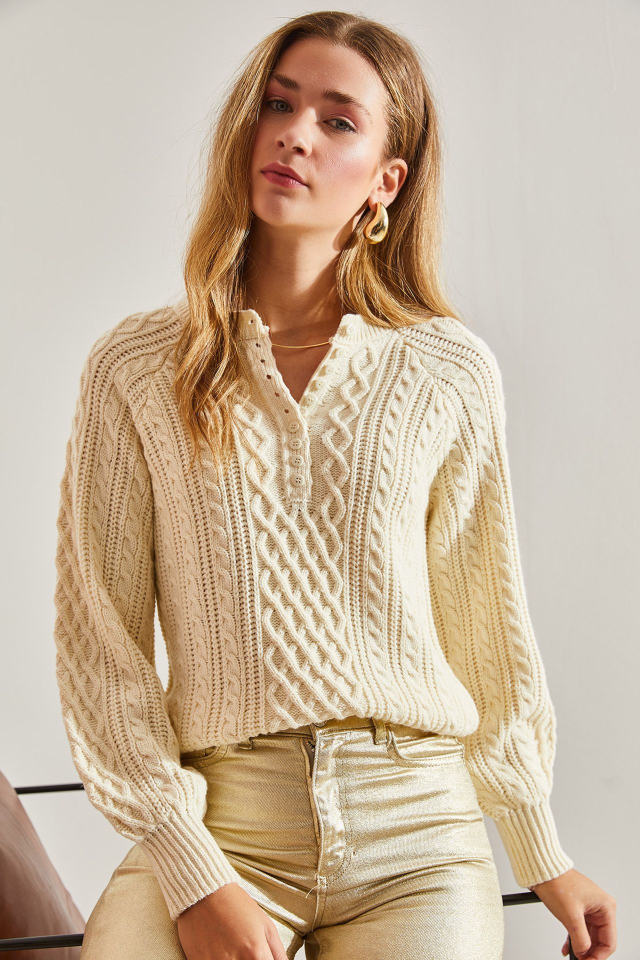 LUCCI Textured Knitwear Sweater with Button Collar
