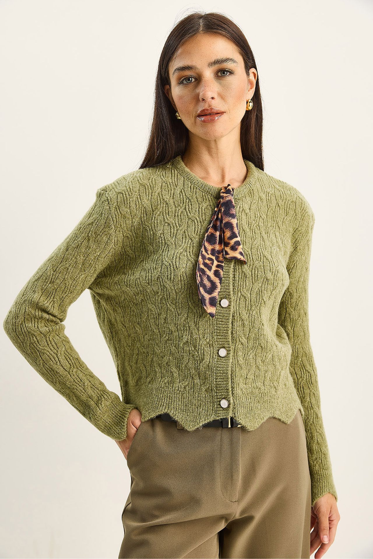 LUCCI Textured Knitwear Cardigan 3