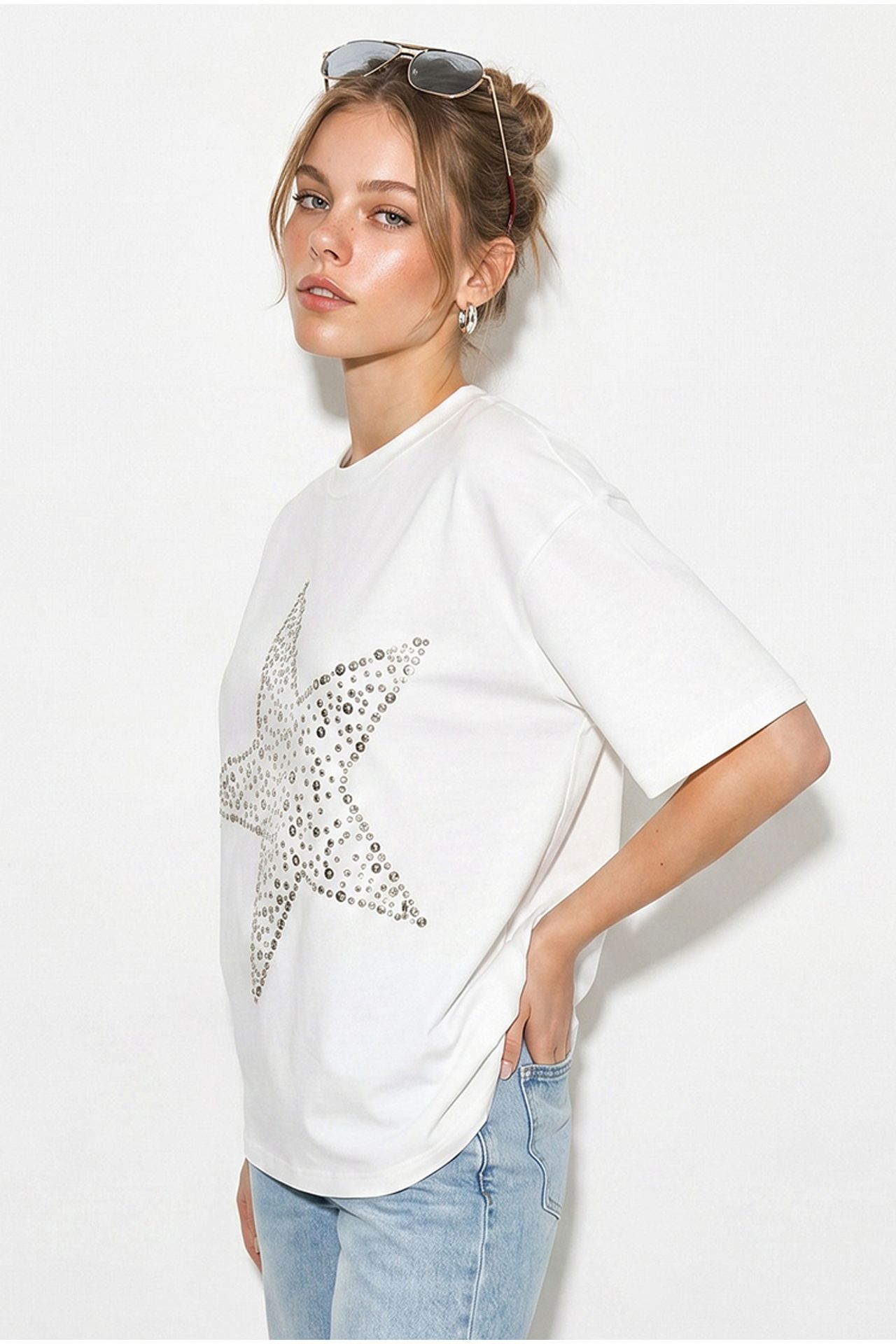 LUCCI Oversized Cotton Star Sequin T-Shirt 4