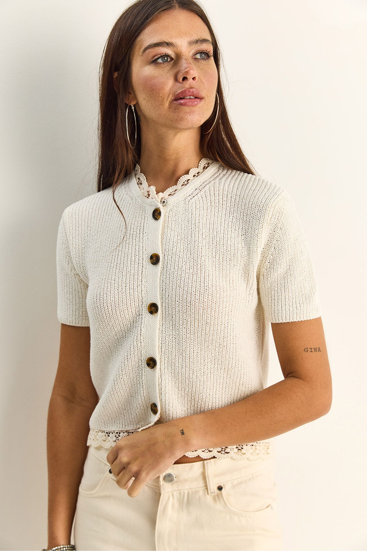 LUCCI Crop Ribbed Button Cardigan 3