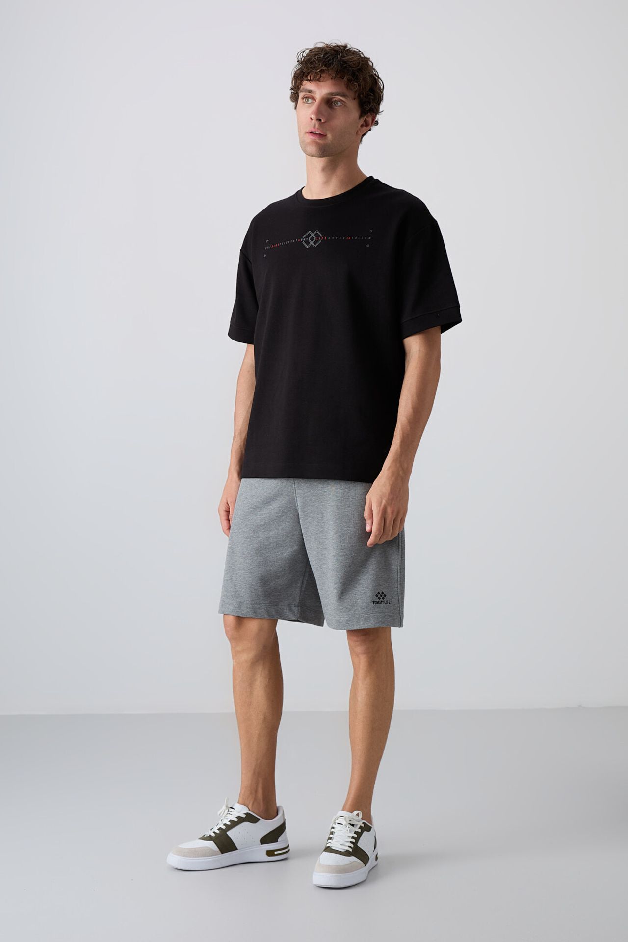 TOMMY Oversized Printed Crew Neck T-Shirt 5