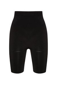 black-image-3