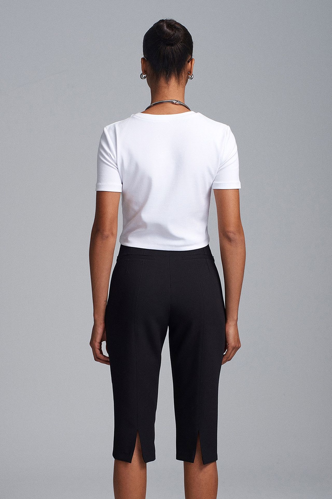 DILVIN High-waist Straight Capri Shorts With Slit 2
