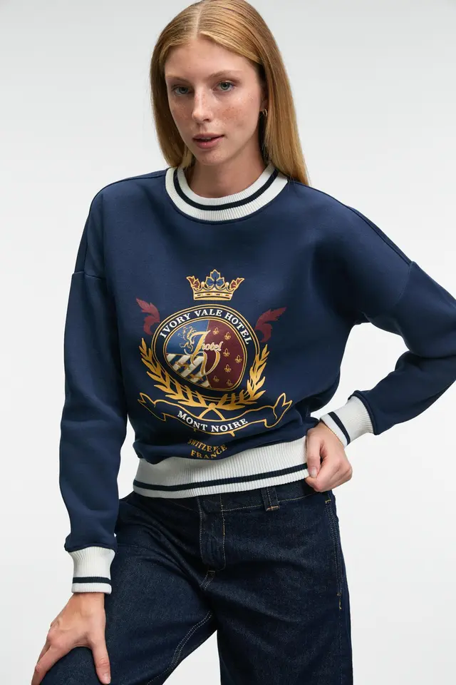 GRIMELANGE Crop Crew Neck Logo Sweatshirt