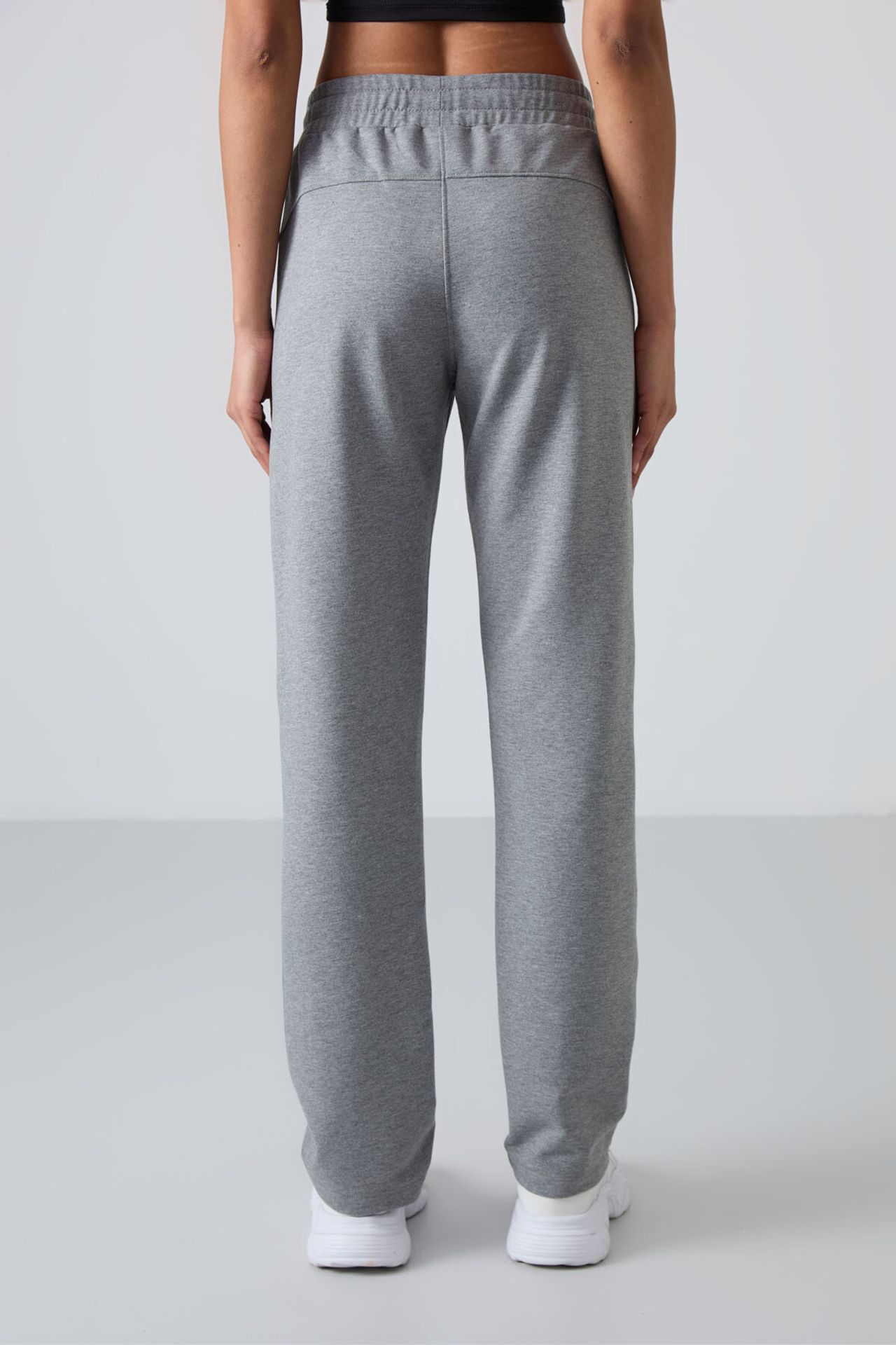 TOMMY Women's Straight-Leg Fleece Sweatpants 5