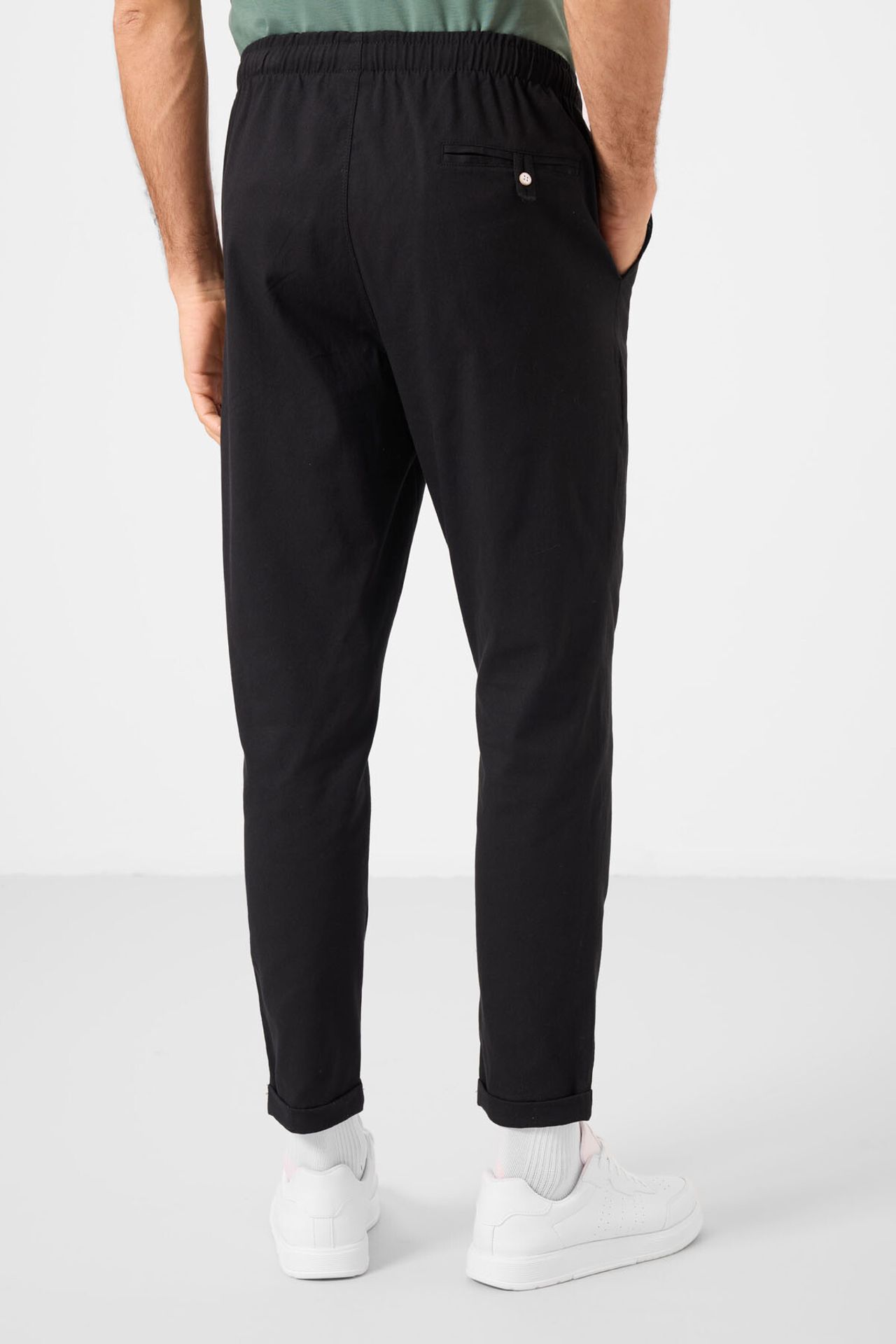 TOMMY Men's Straight-leg Gabardine Chinos 6