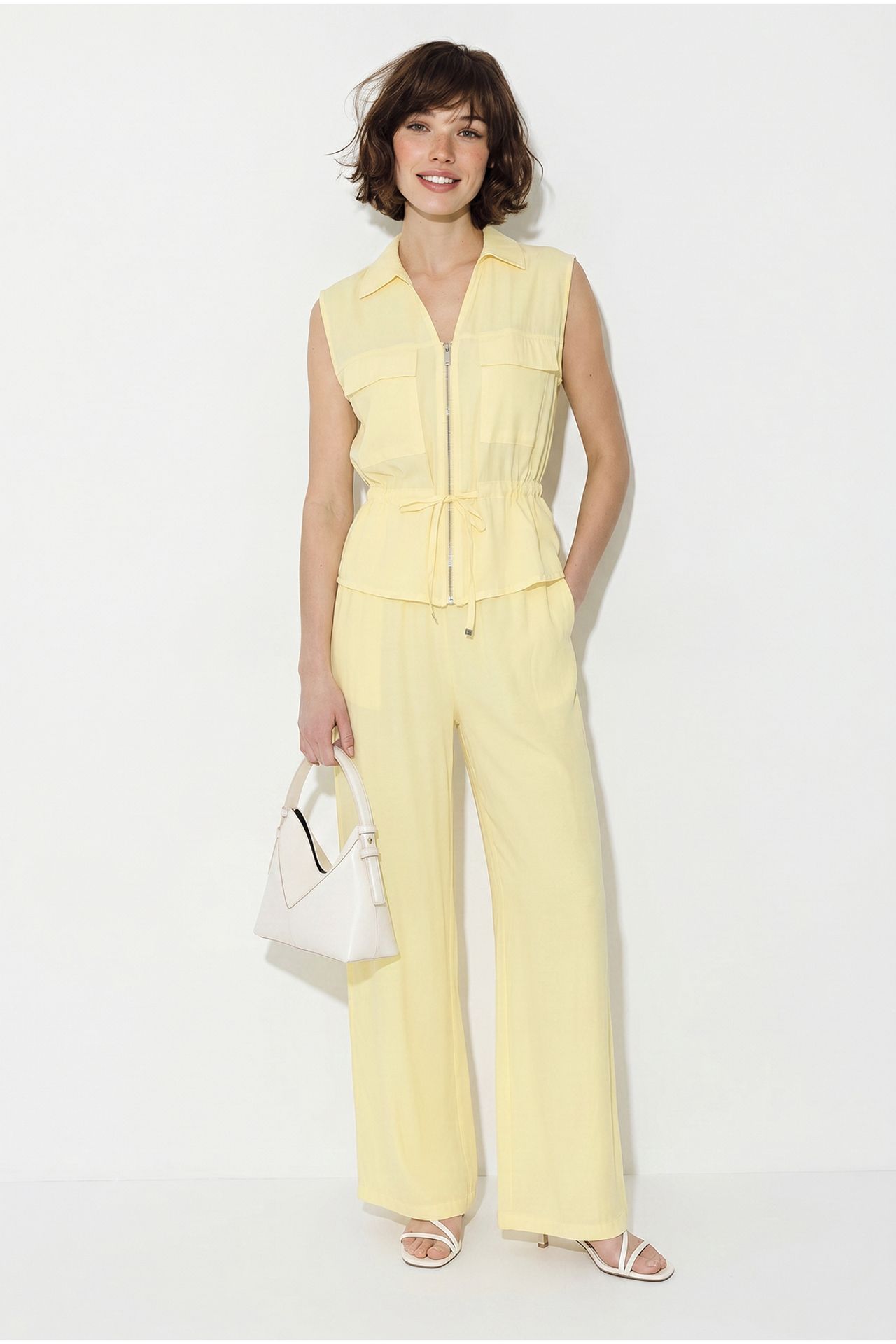 LUCCI Smart Casual Two-Piece Co-Ord Set With Vest And Wide Leg Pants 1