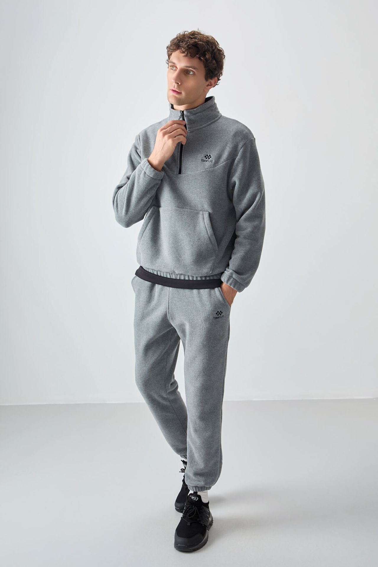TOMMY Men's Two-piece Plush Tracksuit 1
