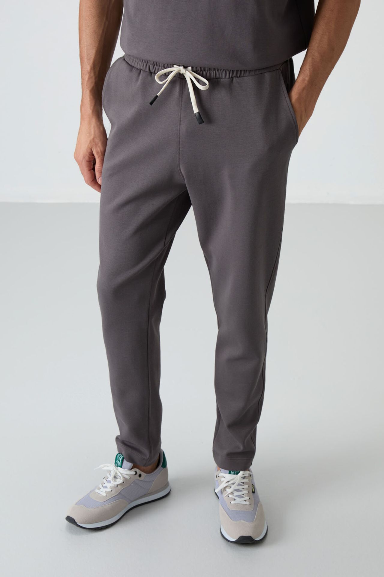 TOMMY Men's Oversized T-shirt And Pants Set 6