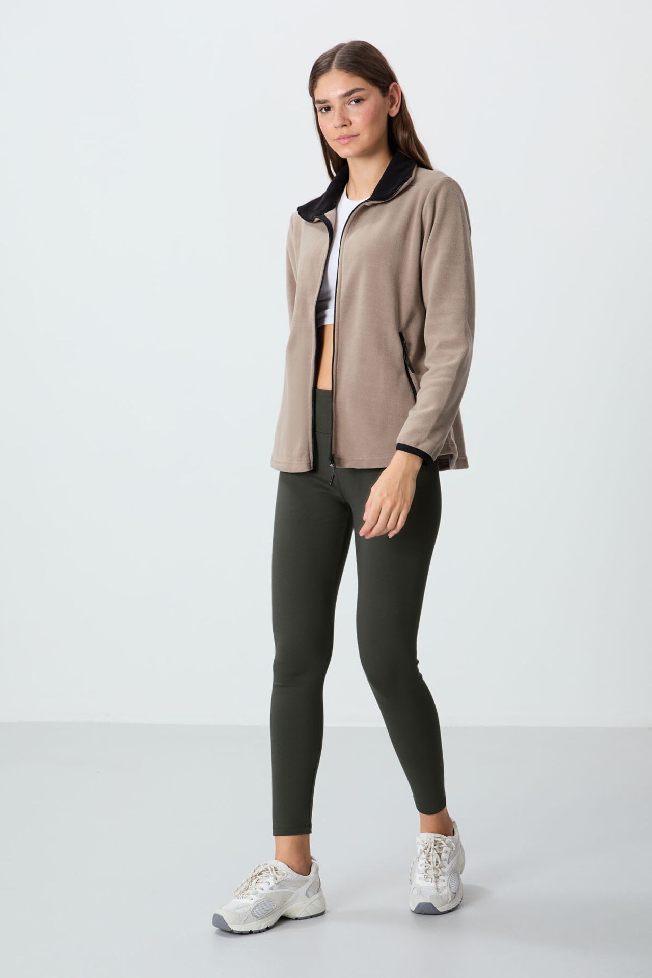 TOMMY Women's Plush Zip-Front Sweatshirt 4