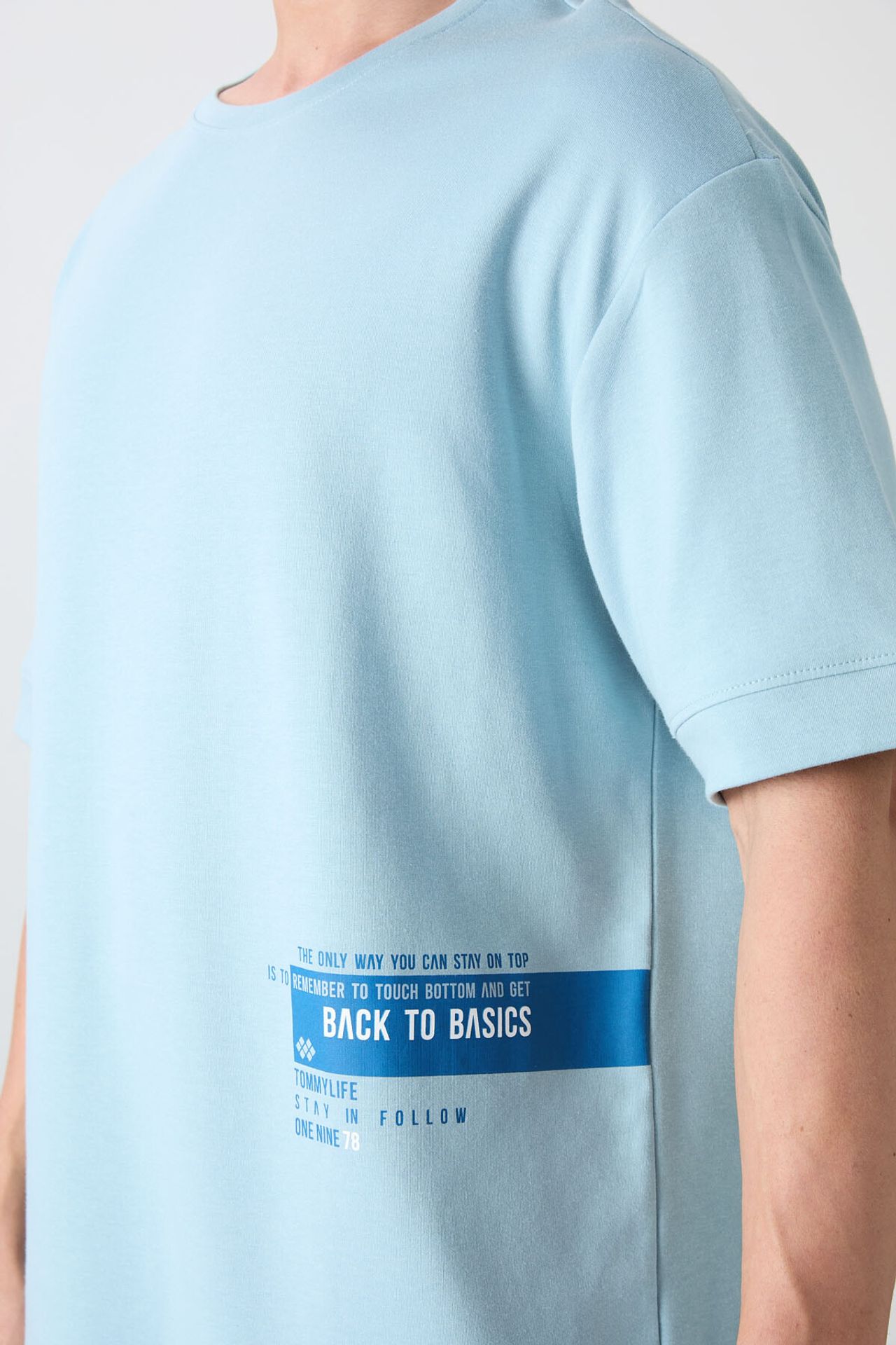 TOMMY Oversized Cotton-Blend Crew Neck T-Shirt 3