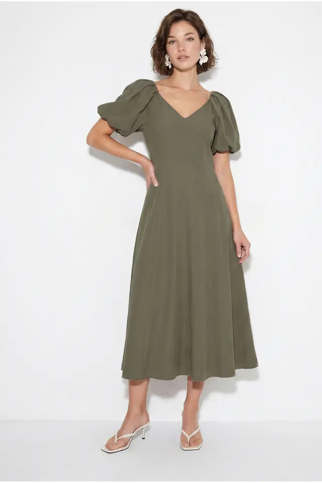 LUCCI A-line Midi Dress With V-neck And Zipper