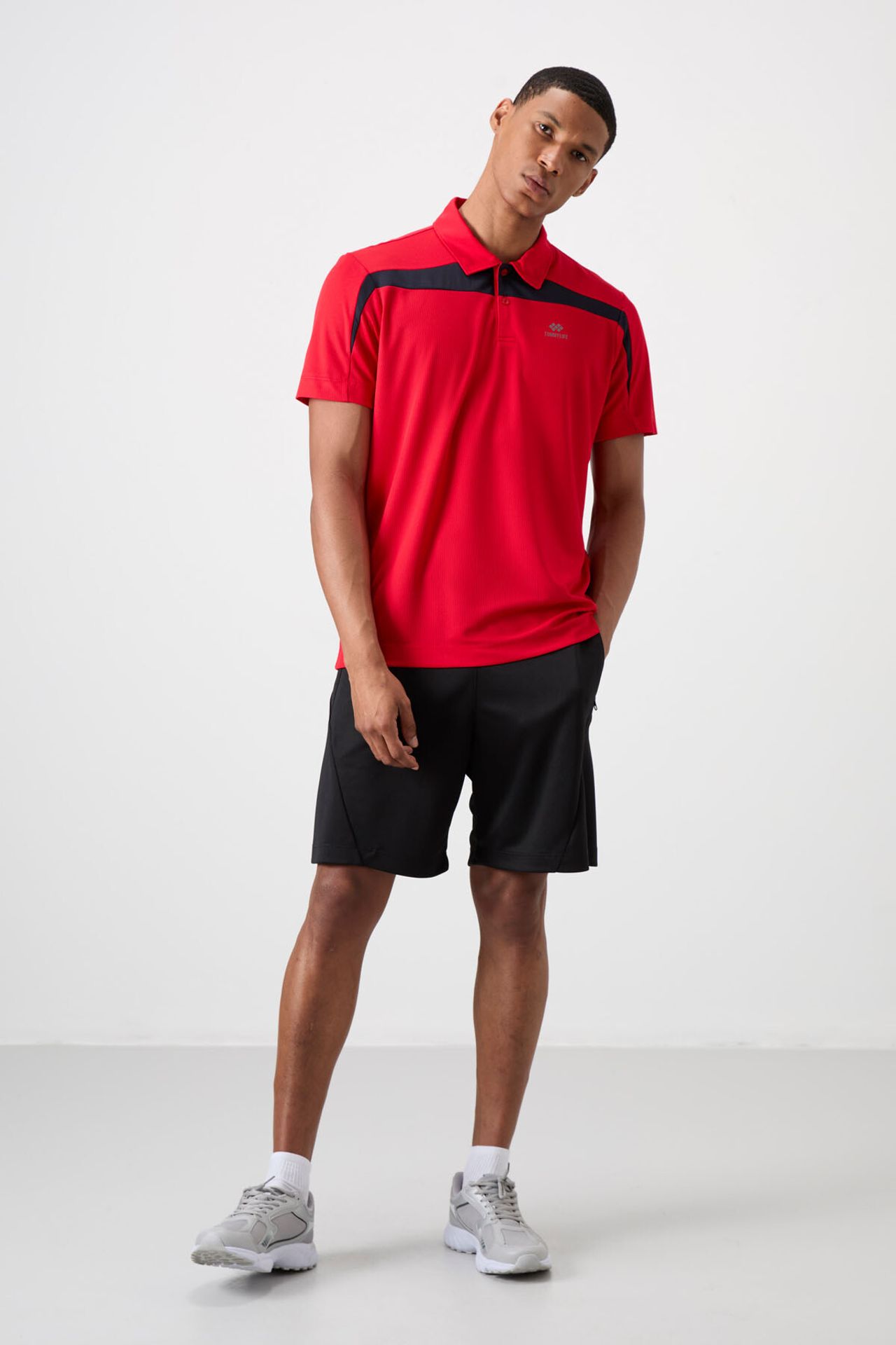 TOMMY Men's Colour-Blocked Polo T-Shirt 2