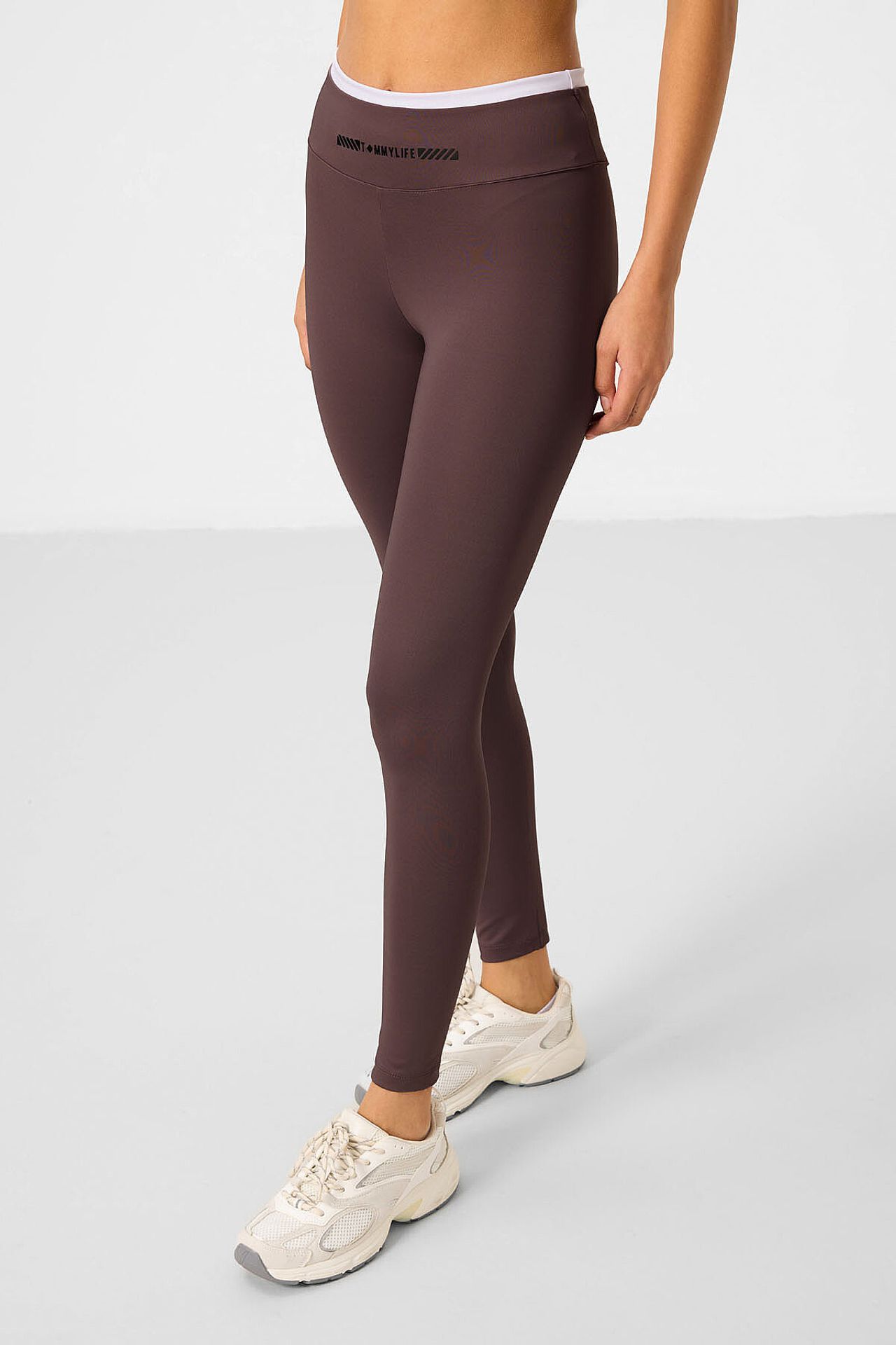 TOMMY Strapless Slim-Fit Active Set 3