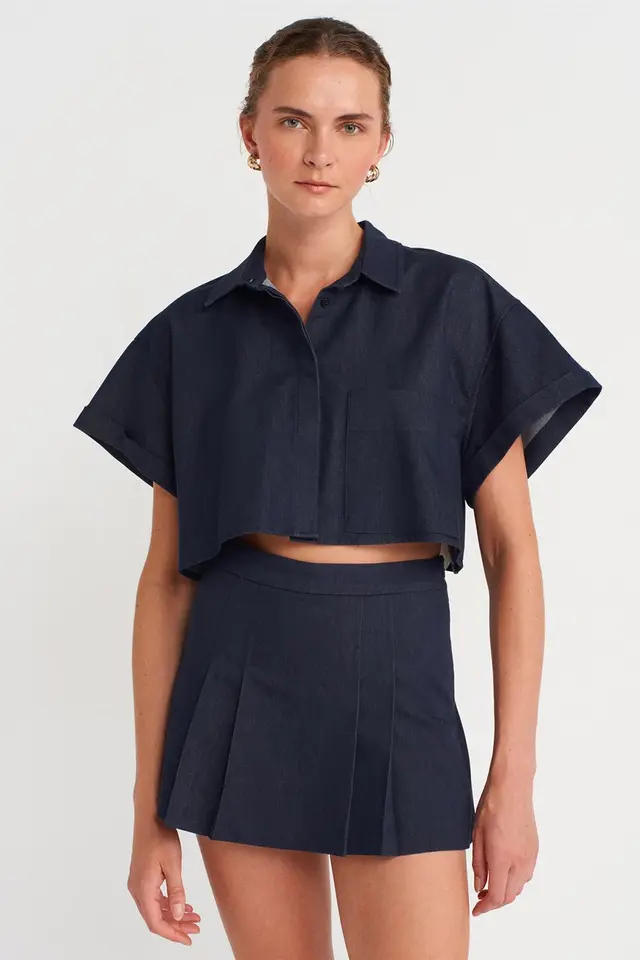 DILVIN Women's Cropped Textured Button Shirt