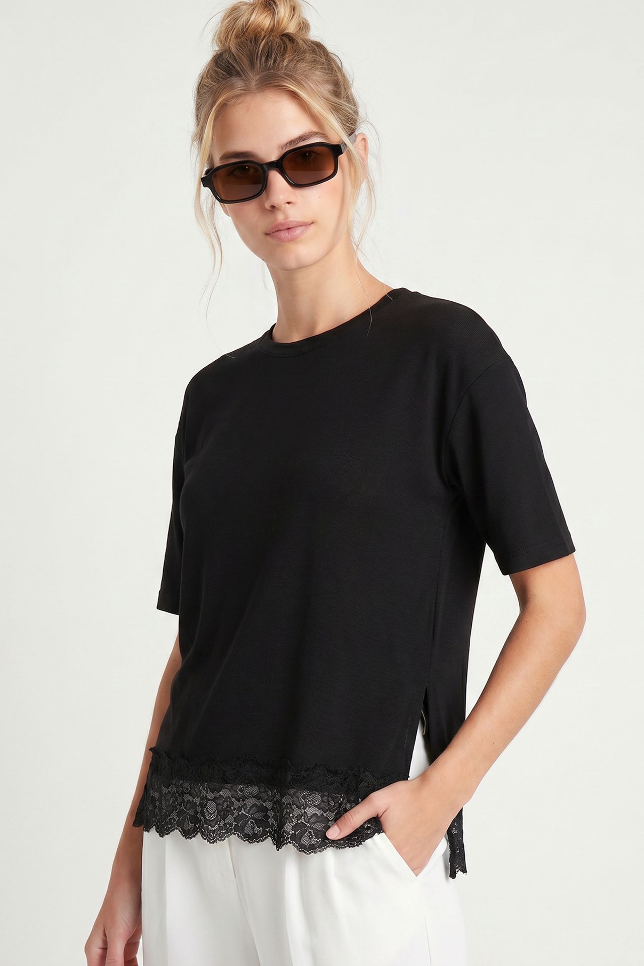ISTANBUL Oversized Lace Knit Blouse 1