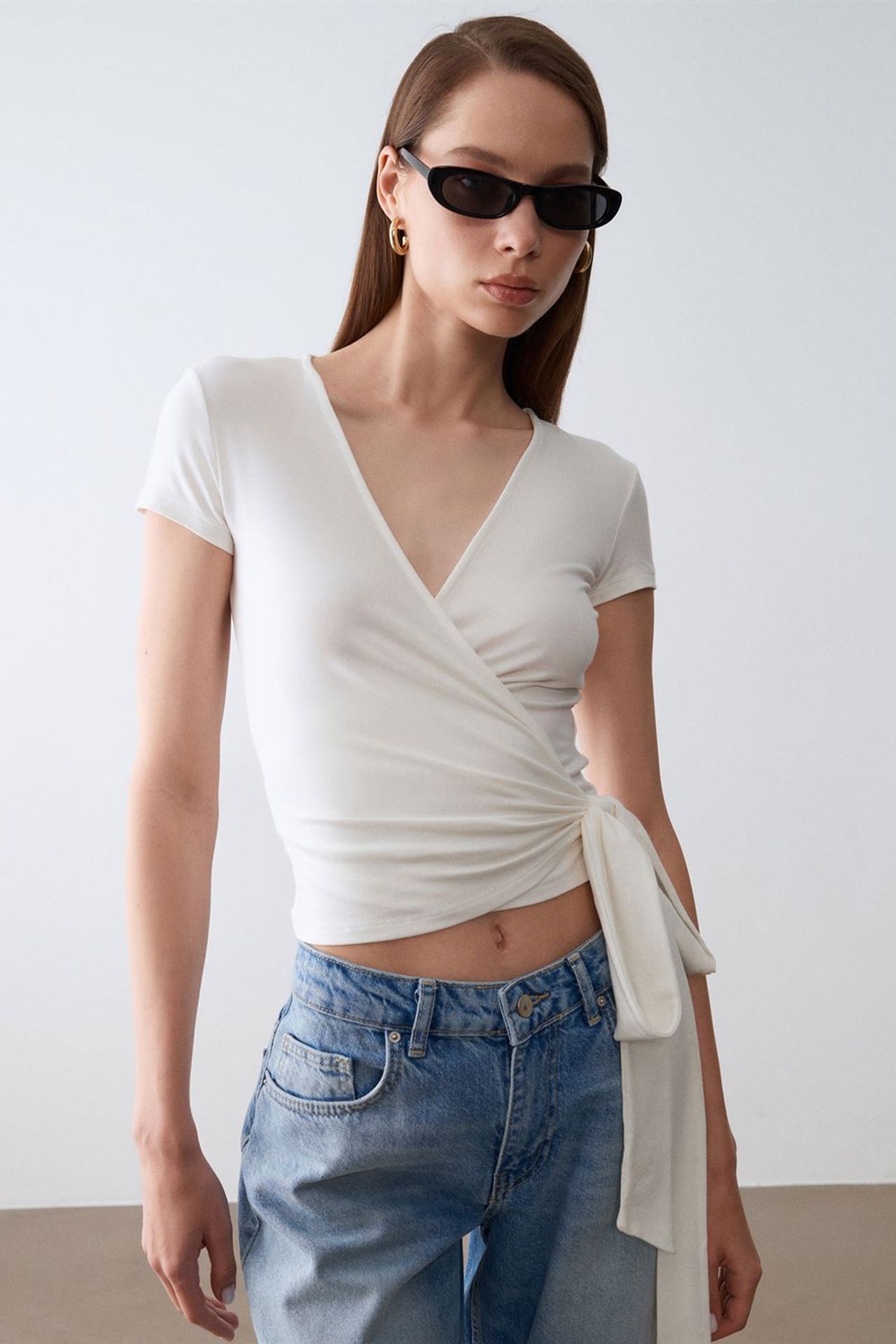 DILVIN Crop Wrap Blouse With Tie Detail 1