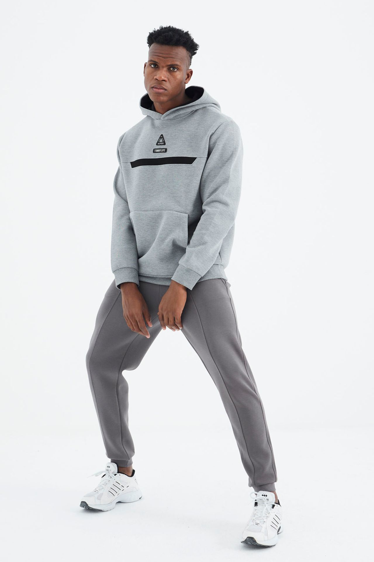 TOMMY Men's Regular-Fit 3-Thread Fleece Sweatpants 3