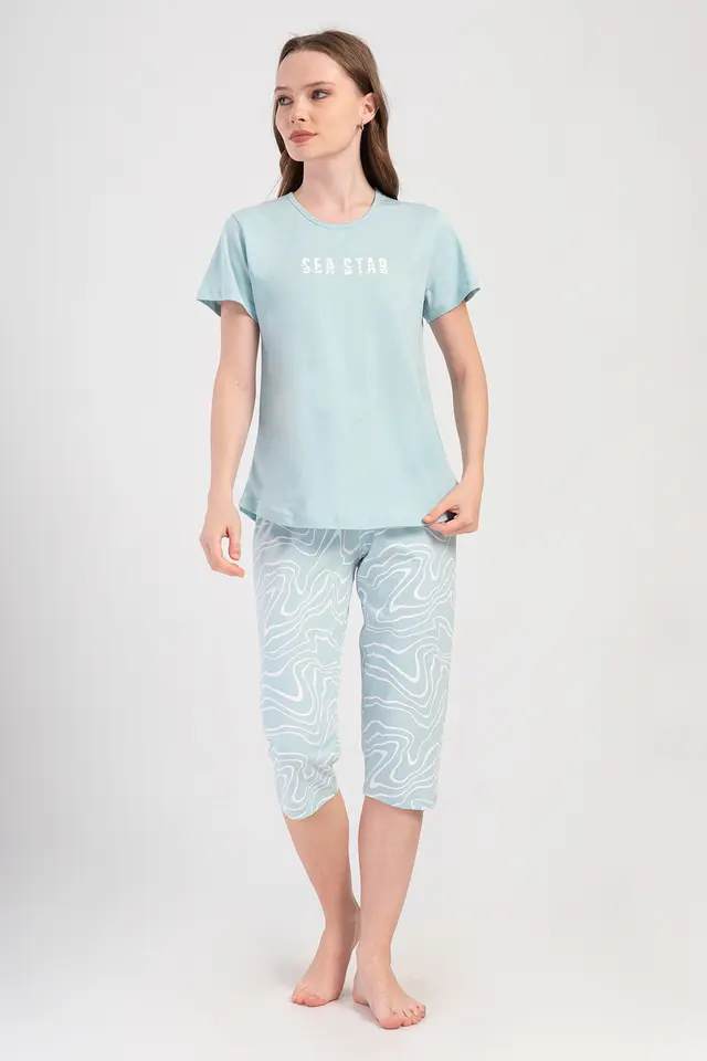 YAKE Two-Piece Relaxed Pajama Set